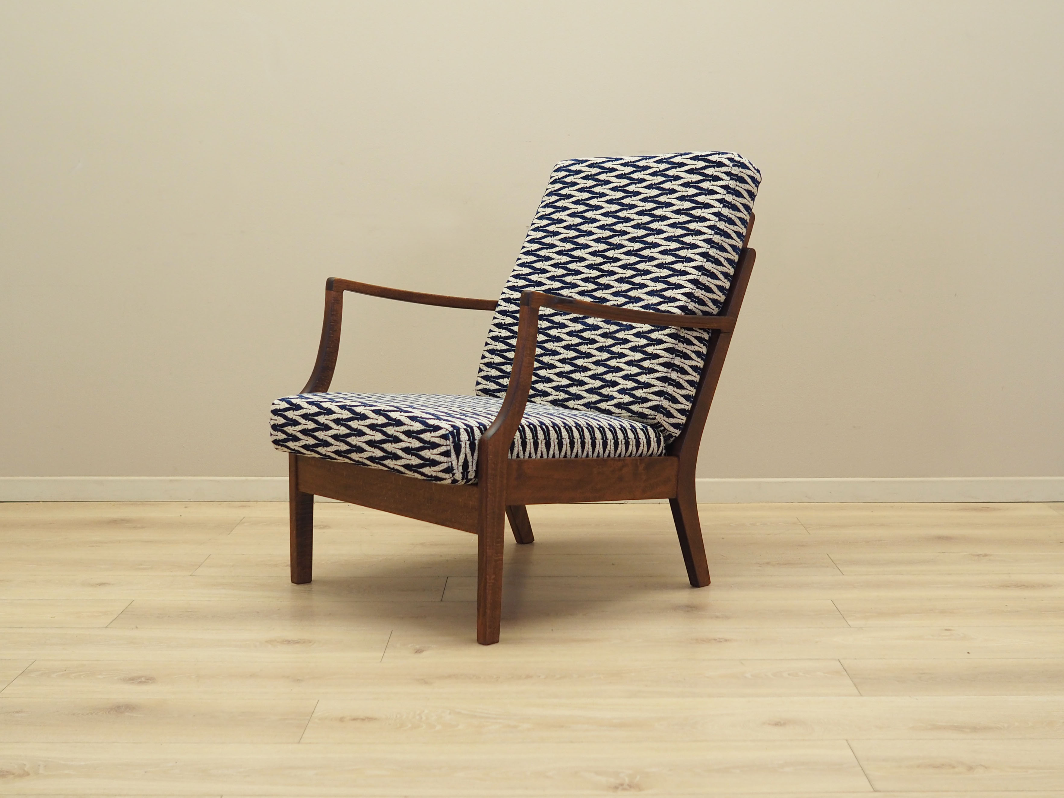 Armlehnstuhl Textil Holz 1970er Jahre