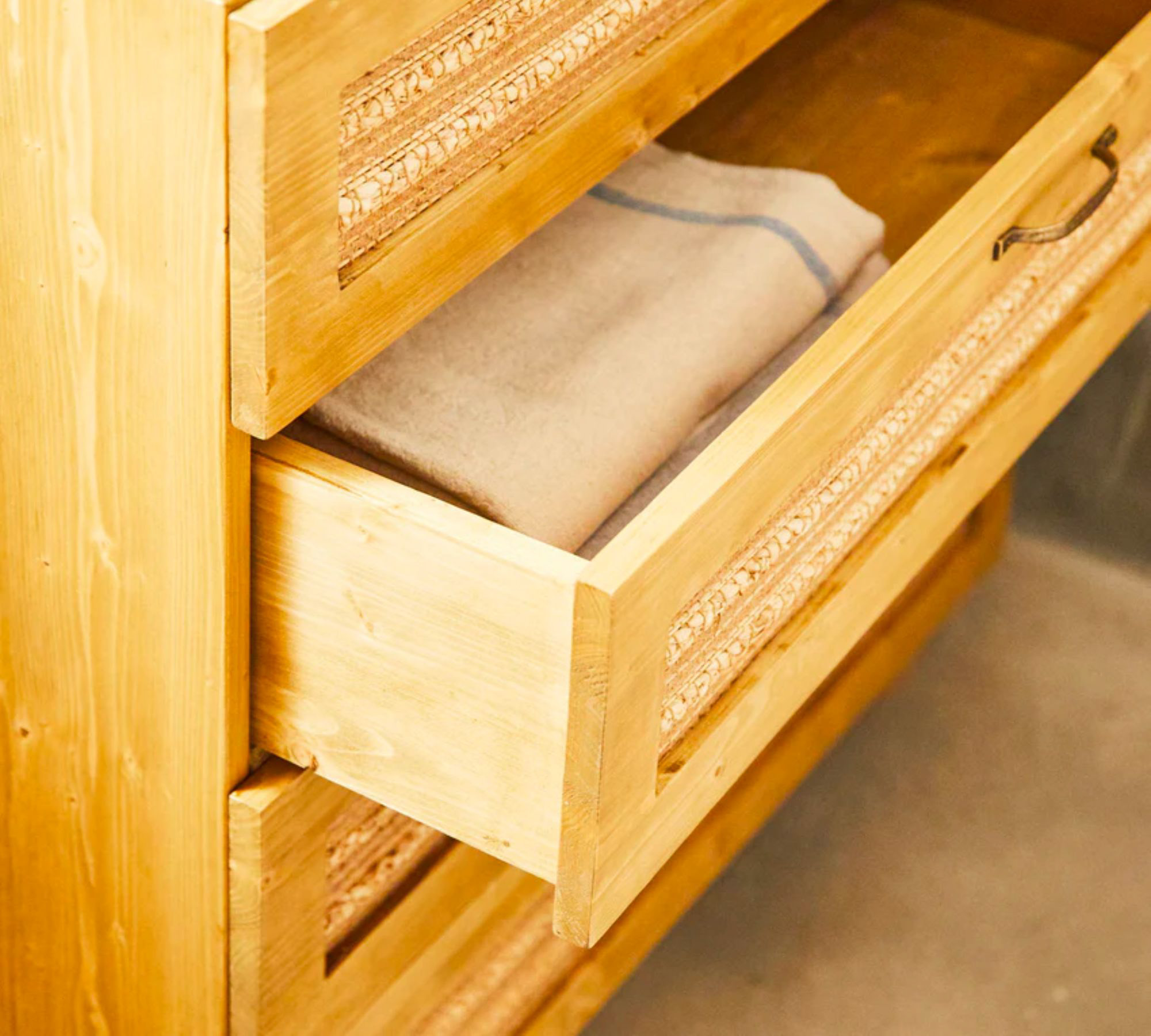 Kerlin Kommode 4 Schubladen Holz Sand