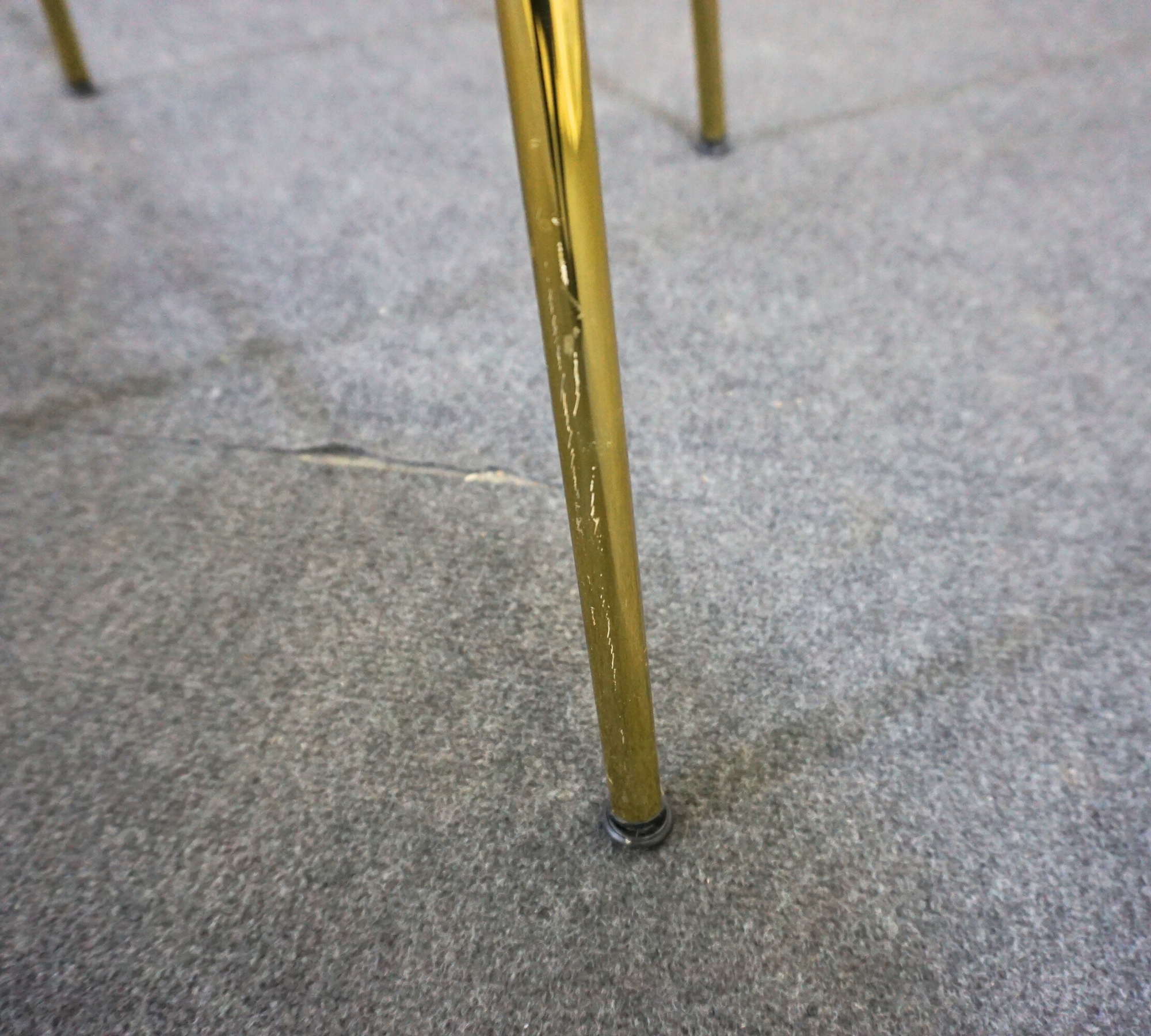 Elefy JH29 Armlehnstuhl Messing Blau