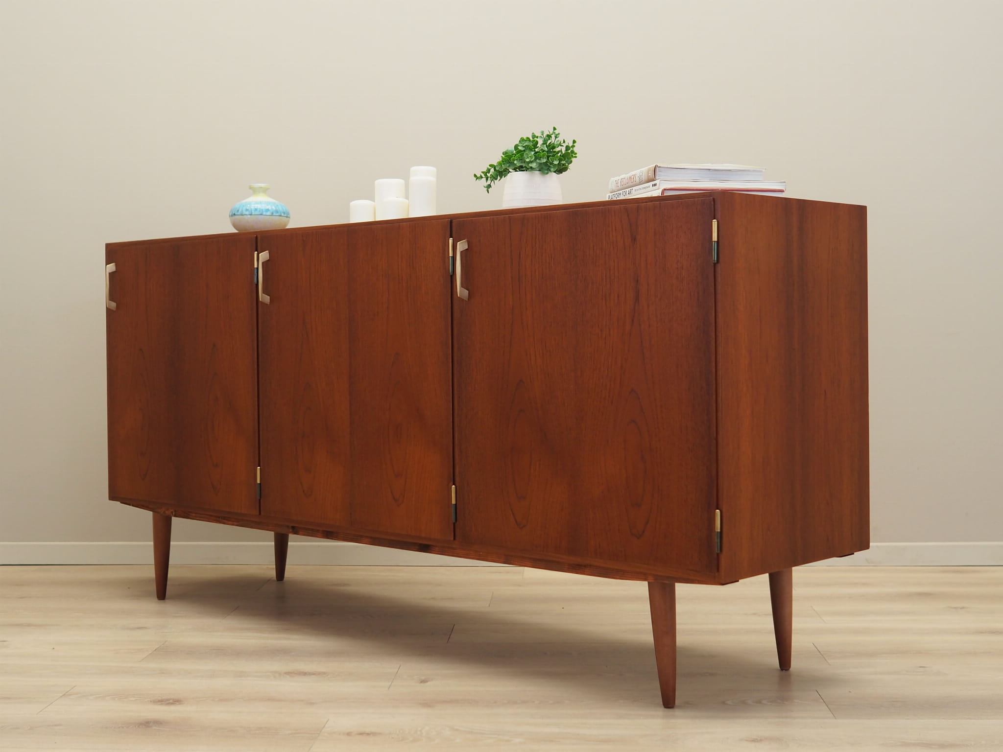 Vintage Sideboard Teakholz Braun 1960er Jahre