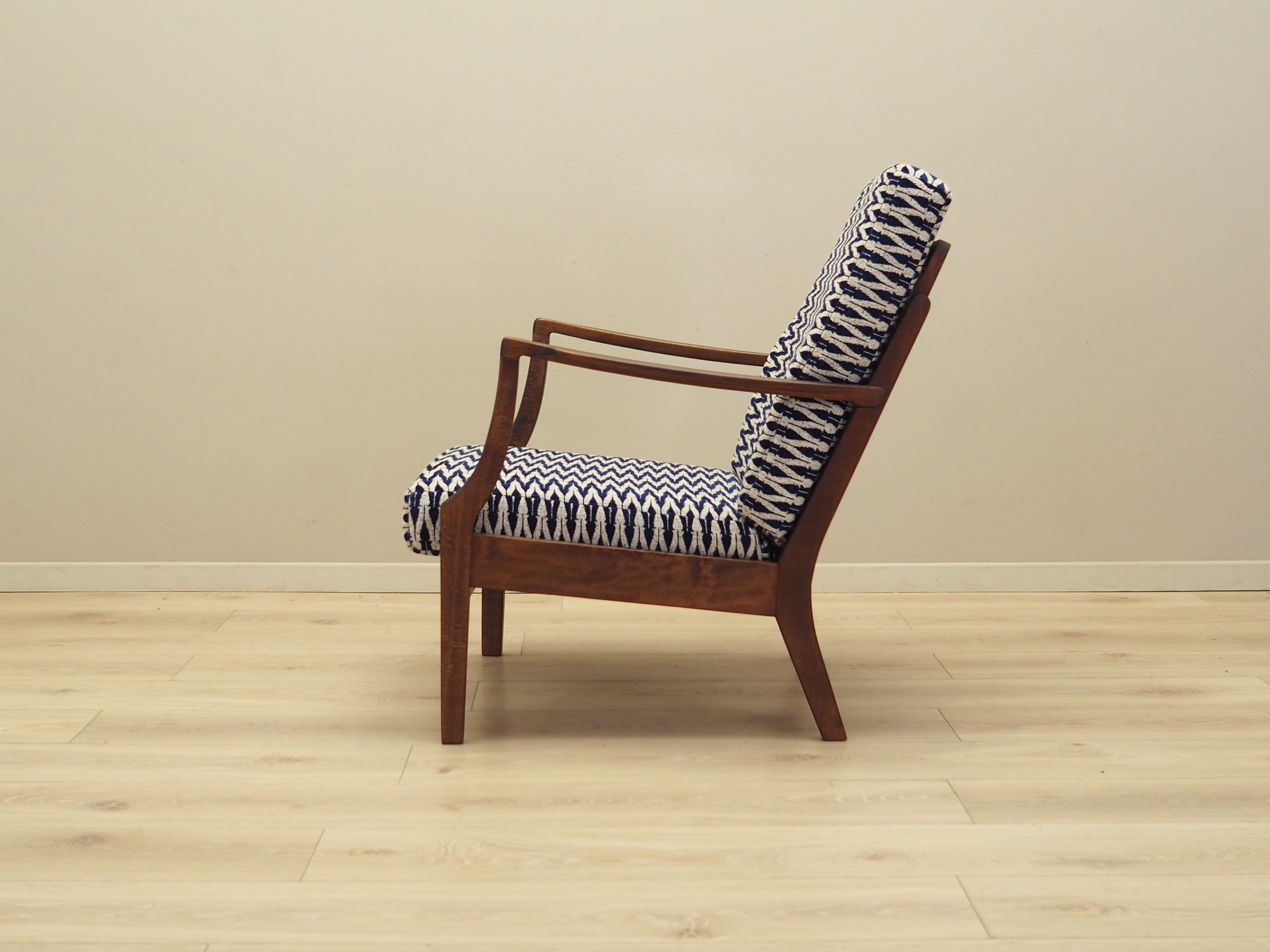 Armlehnstuhl Textil Holz 1970er Jahre