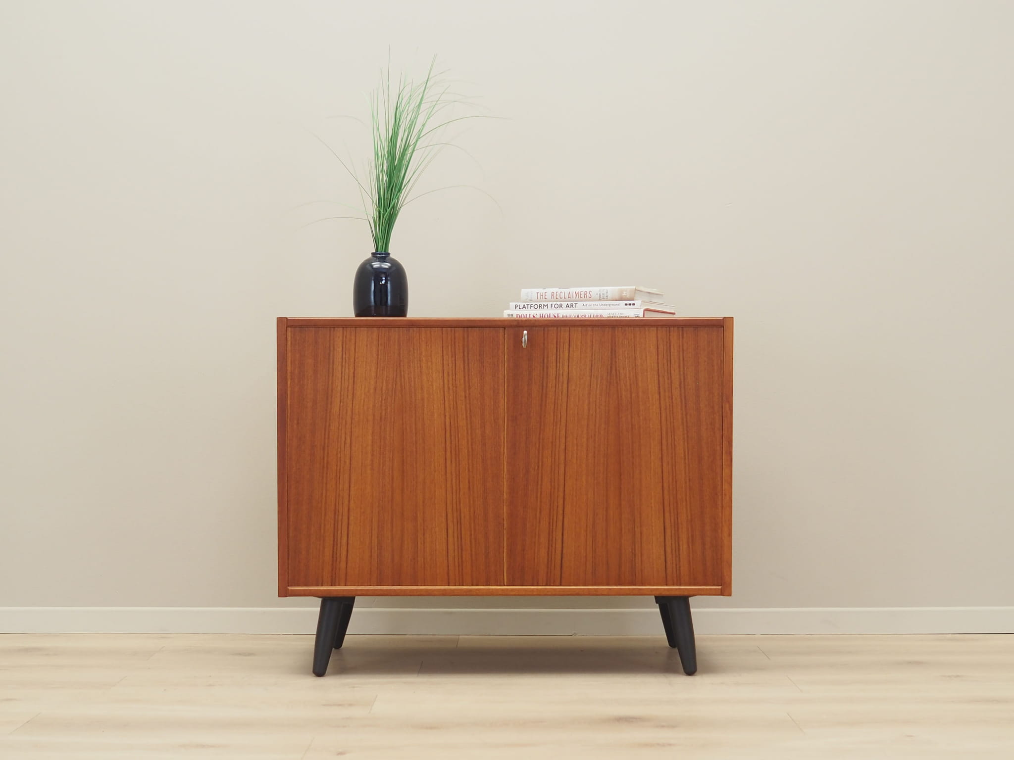 Vintage Schrank Teakholz Braun 1970er Jahre