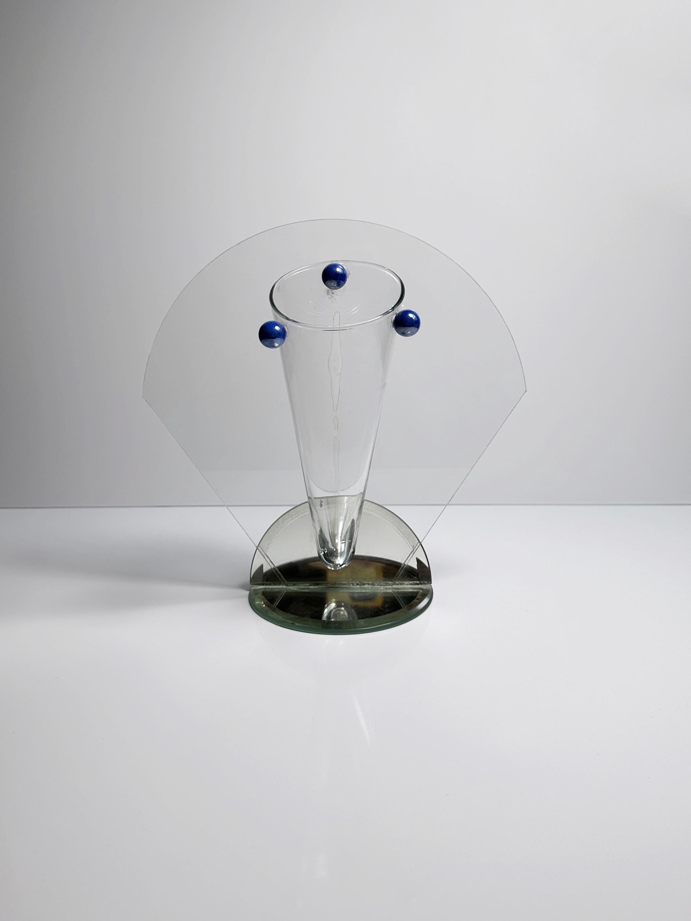 Vintage Postmodern Dreieck Blumenvase 1990er Jahre