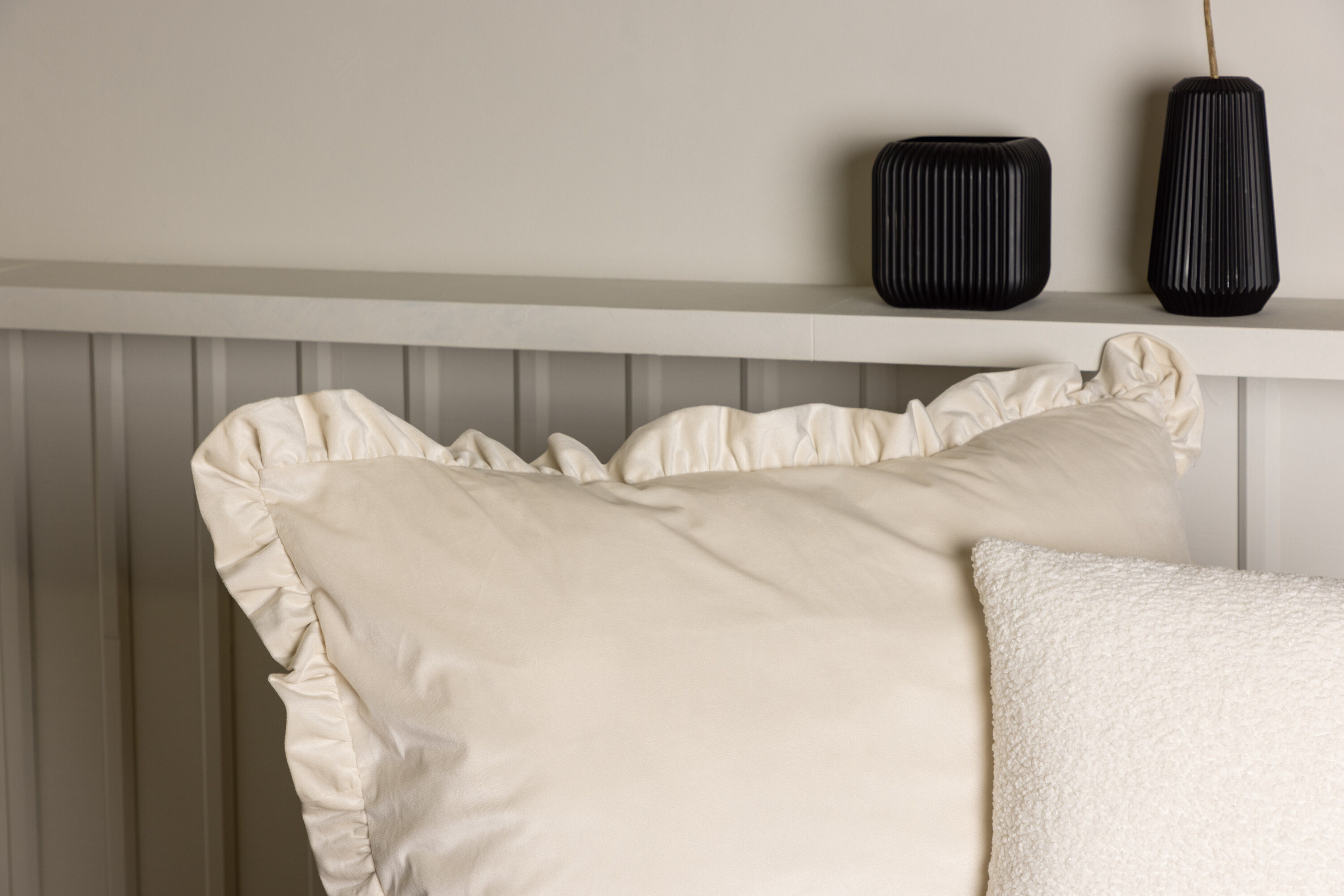 Hailey Pillowcase Poly Velvet White 70×100cm