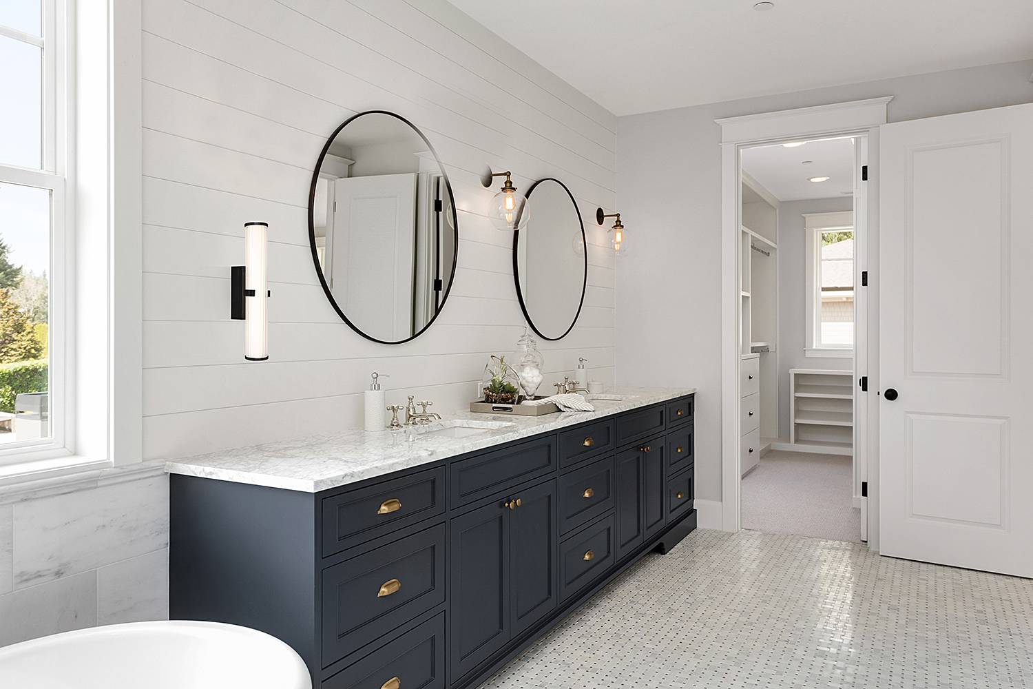 LED bathroom light Clamp Black