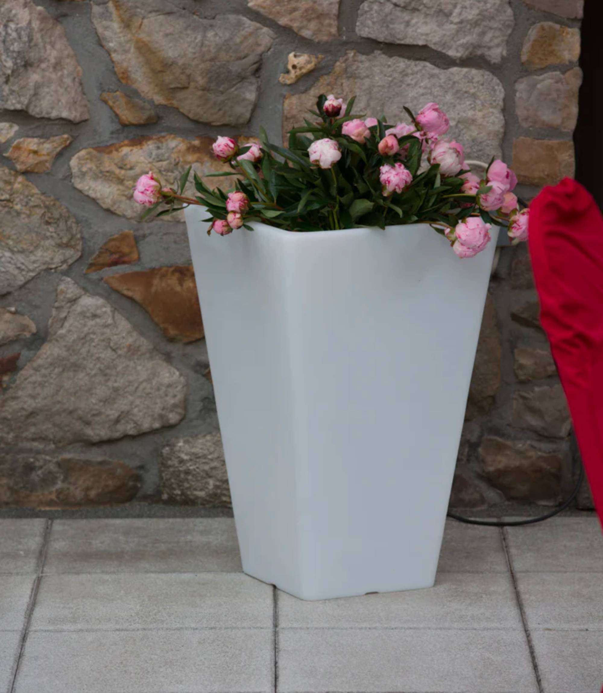 Beleuchteter Blumentopf Eckig