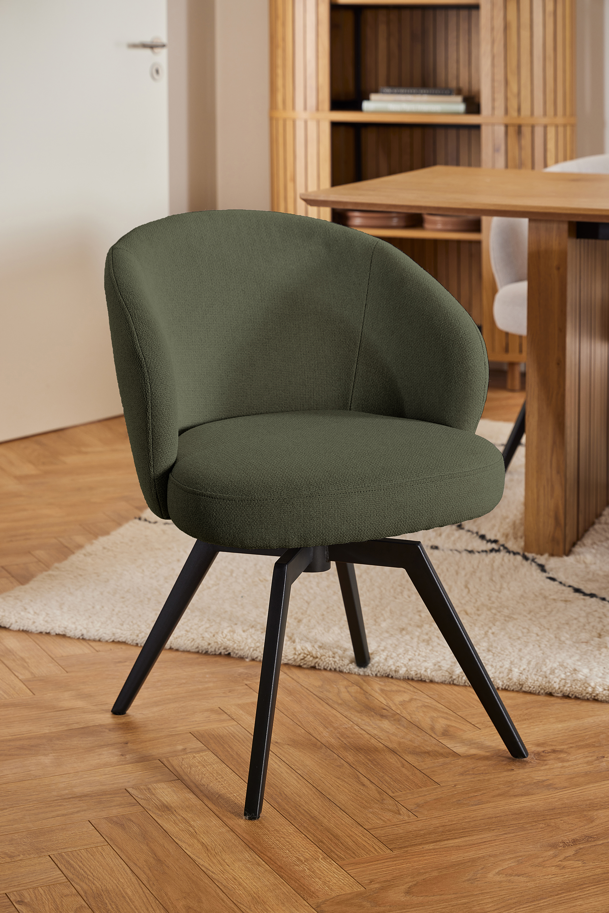 Dahlai Armchair Green