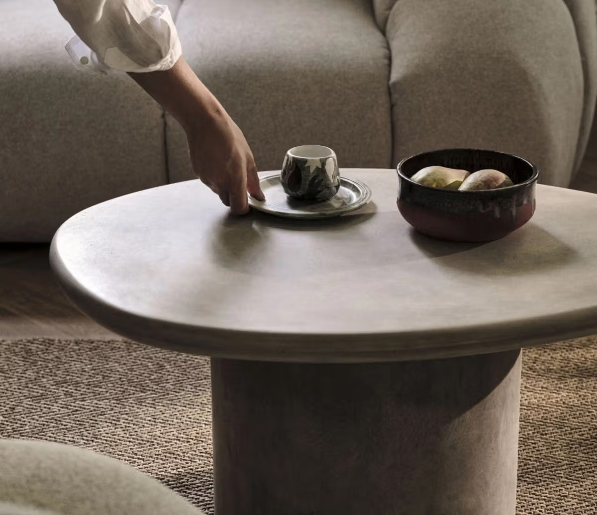 Daria Couchtisch Stein Grau