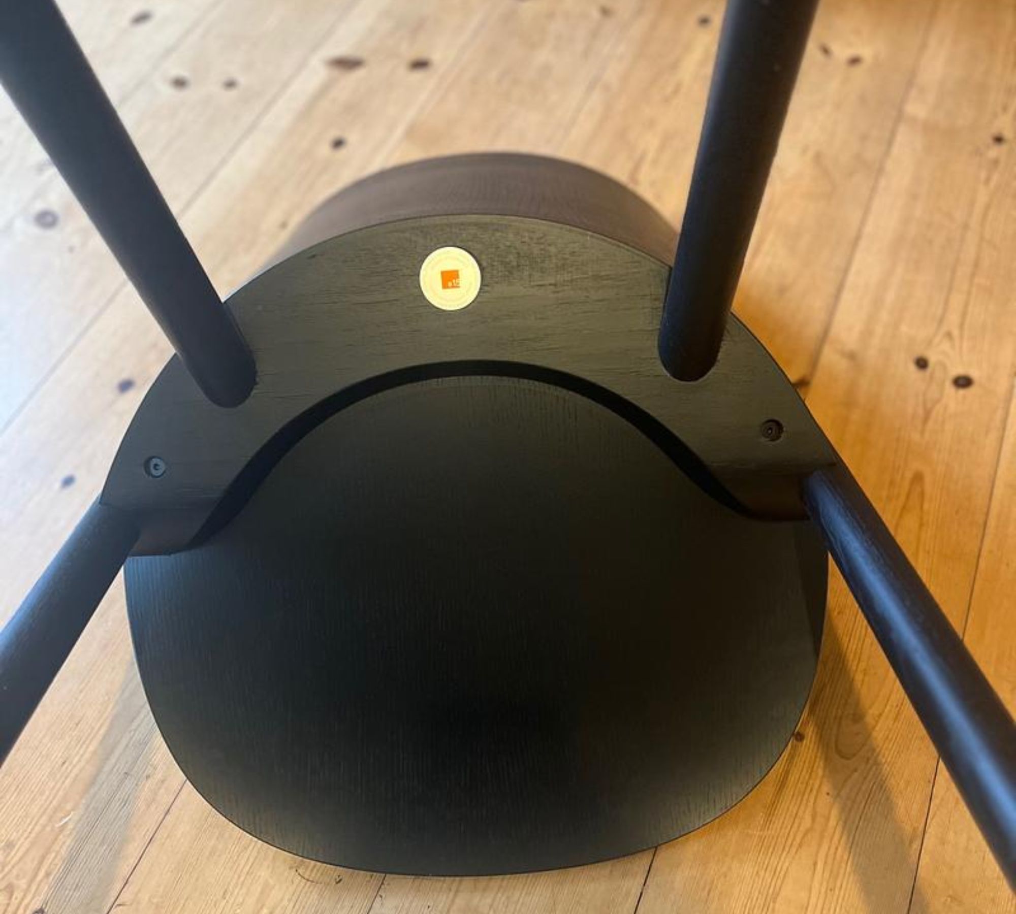 That Sessel Eichenfurnier Tiefschwarz lackiert