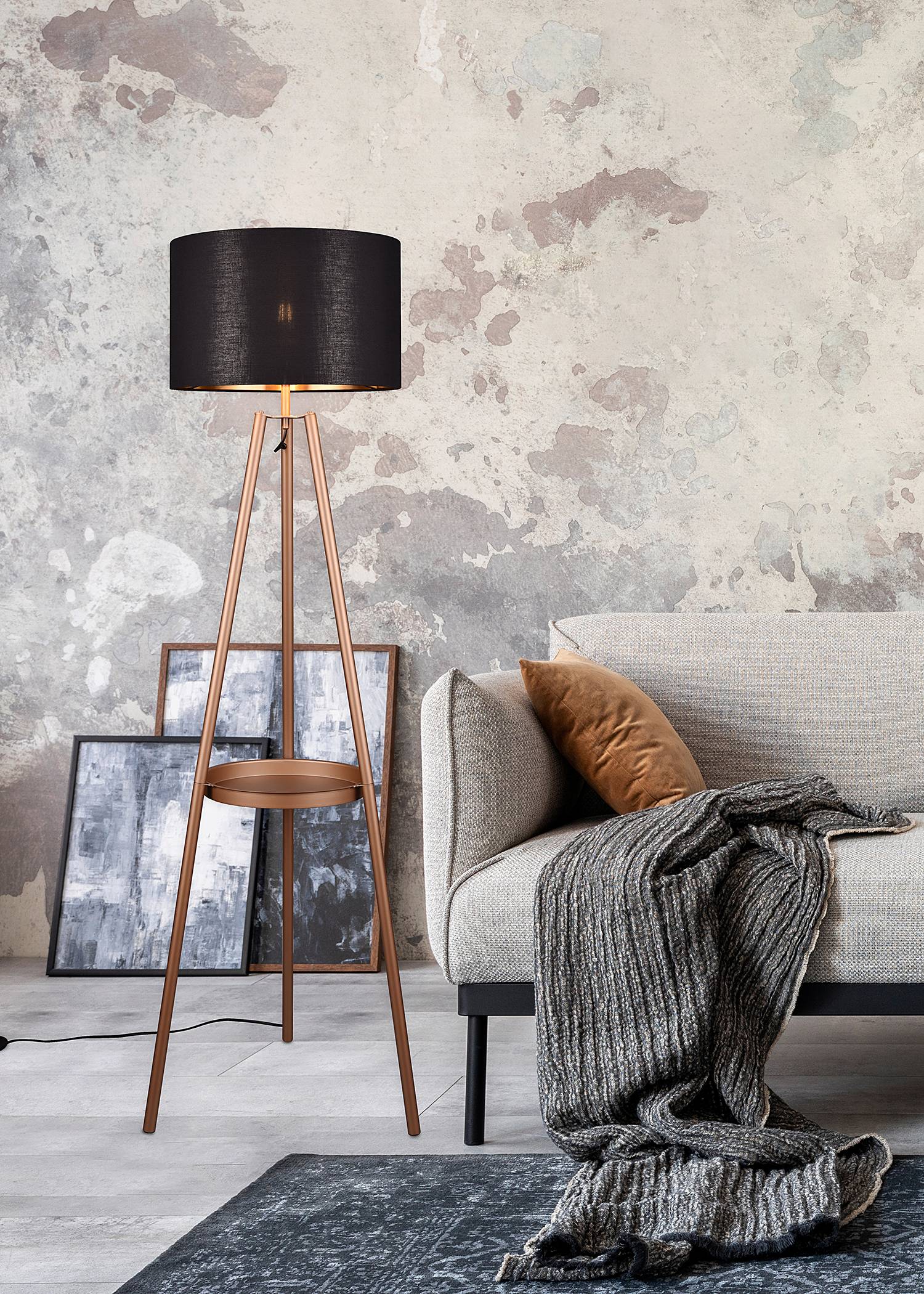 Colette Stehleuchte Webstoff Eisen Gold Schwarz