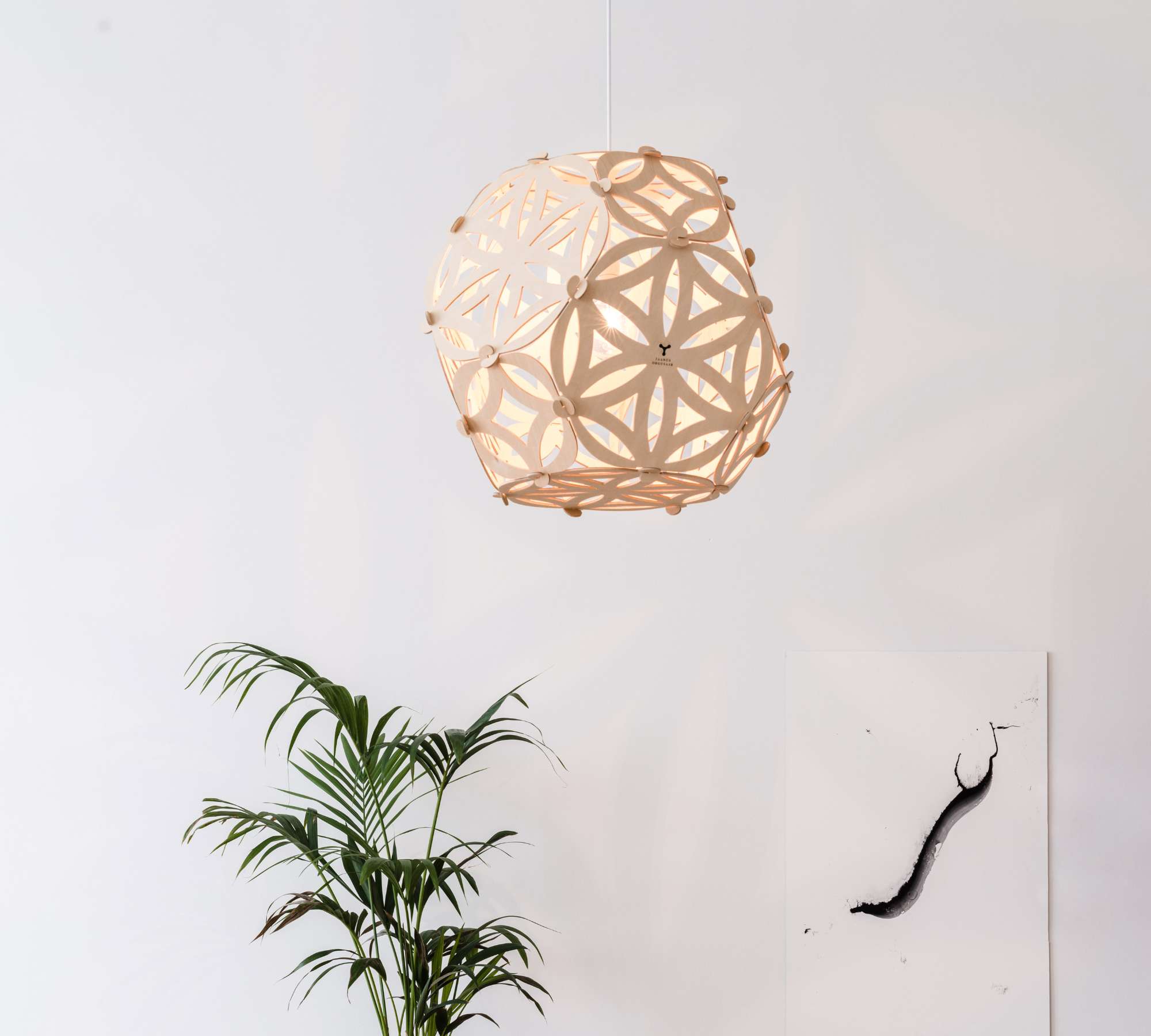 SOLAR Pendant Lamp Wood Natural