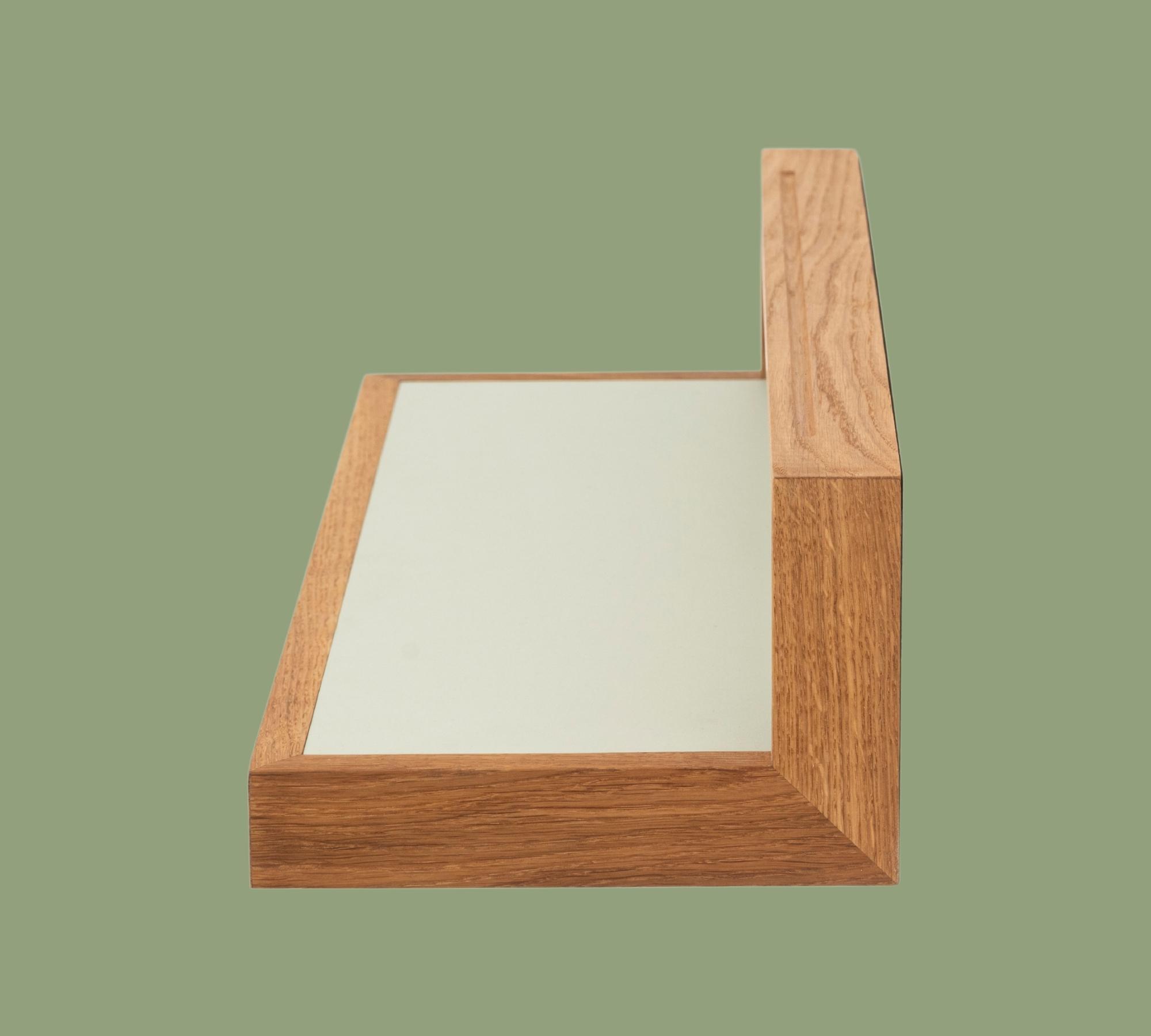 Ablageboard Buck 3 aus Holz Oberfläche Pistazie