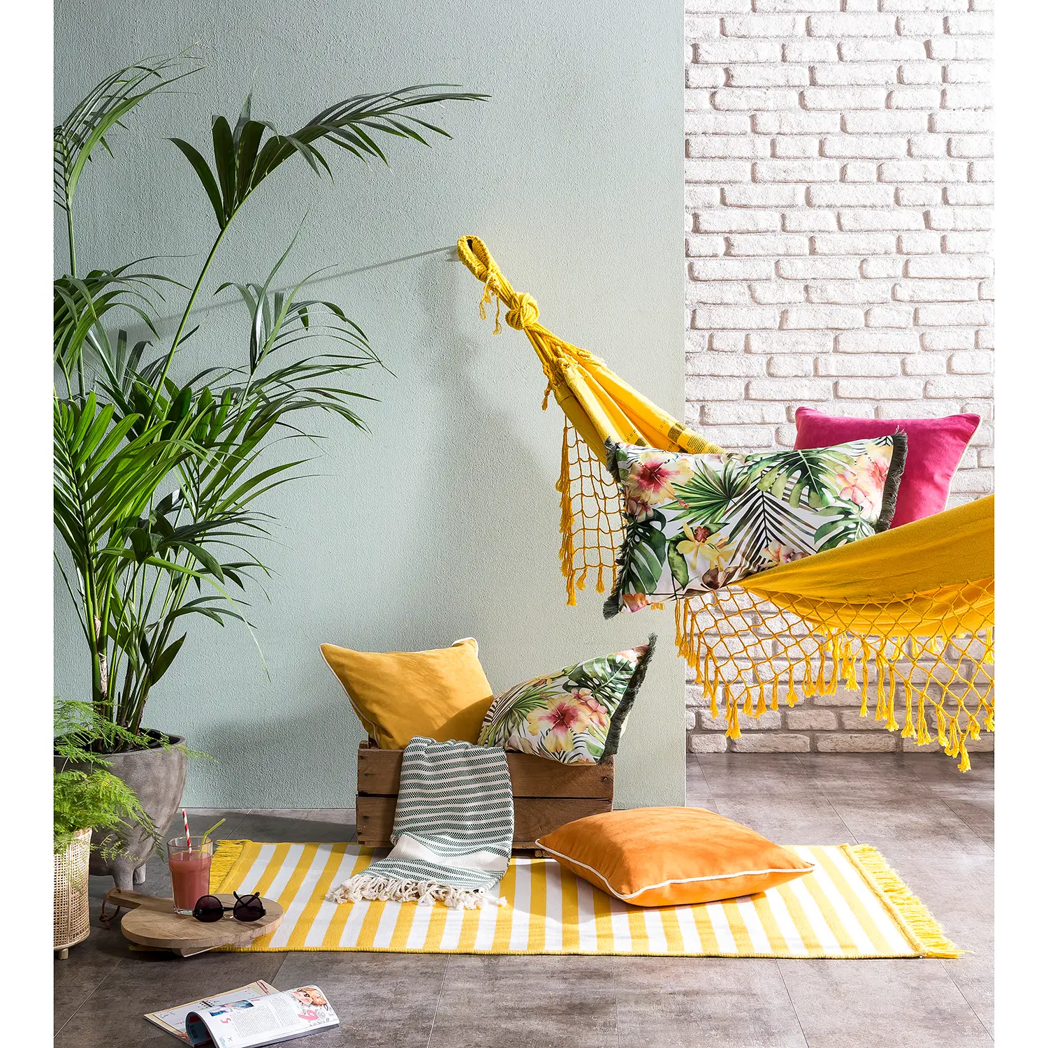 Outdoor rug Yellow White Striped