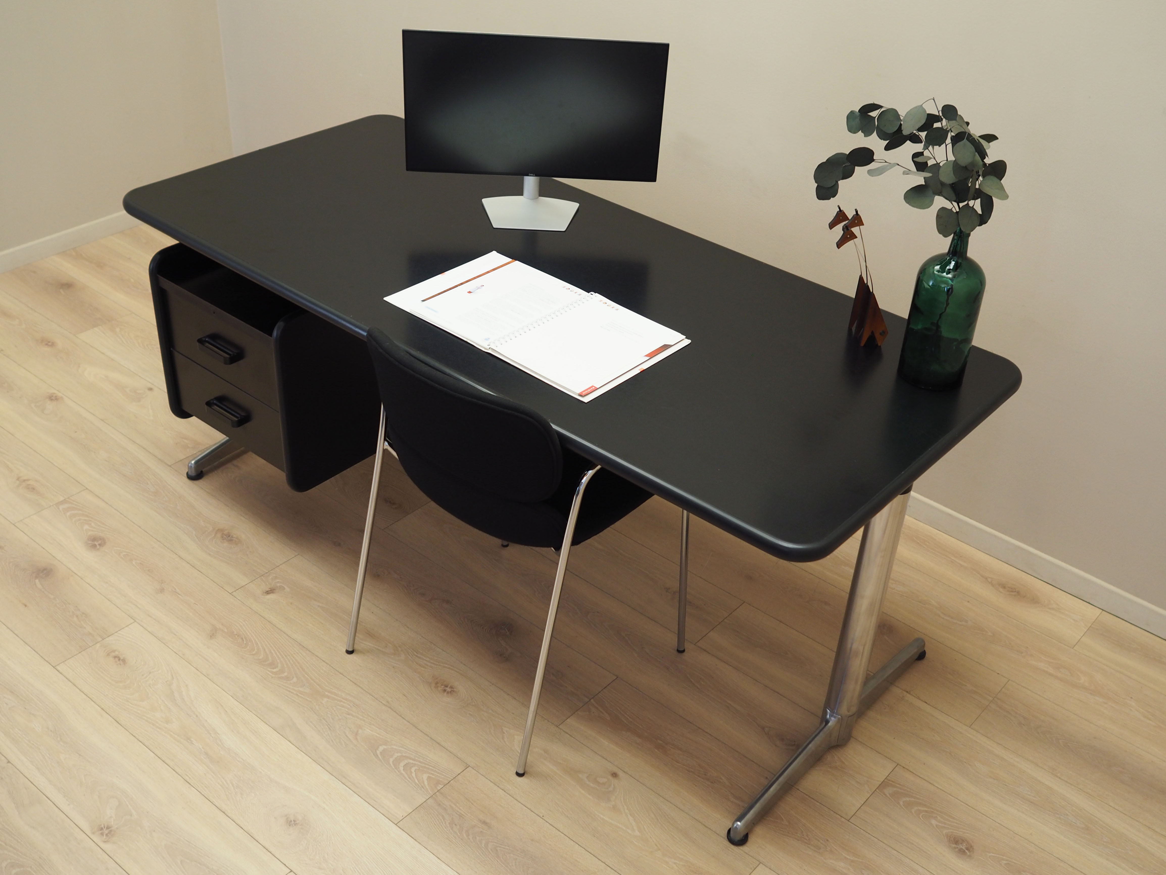 Schreibtisch Metall Laminat 1970er Jahre