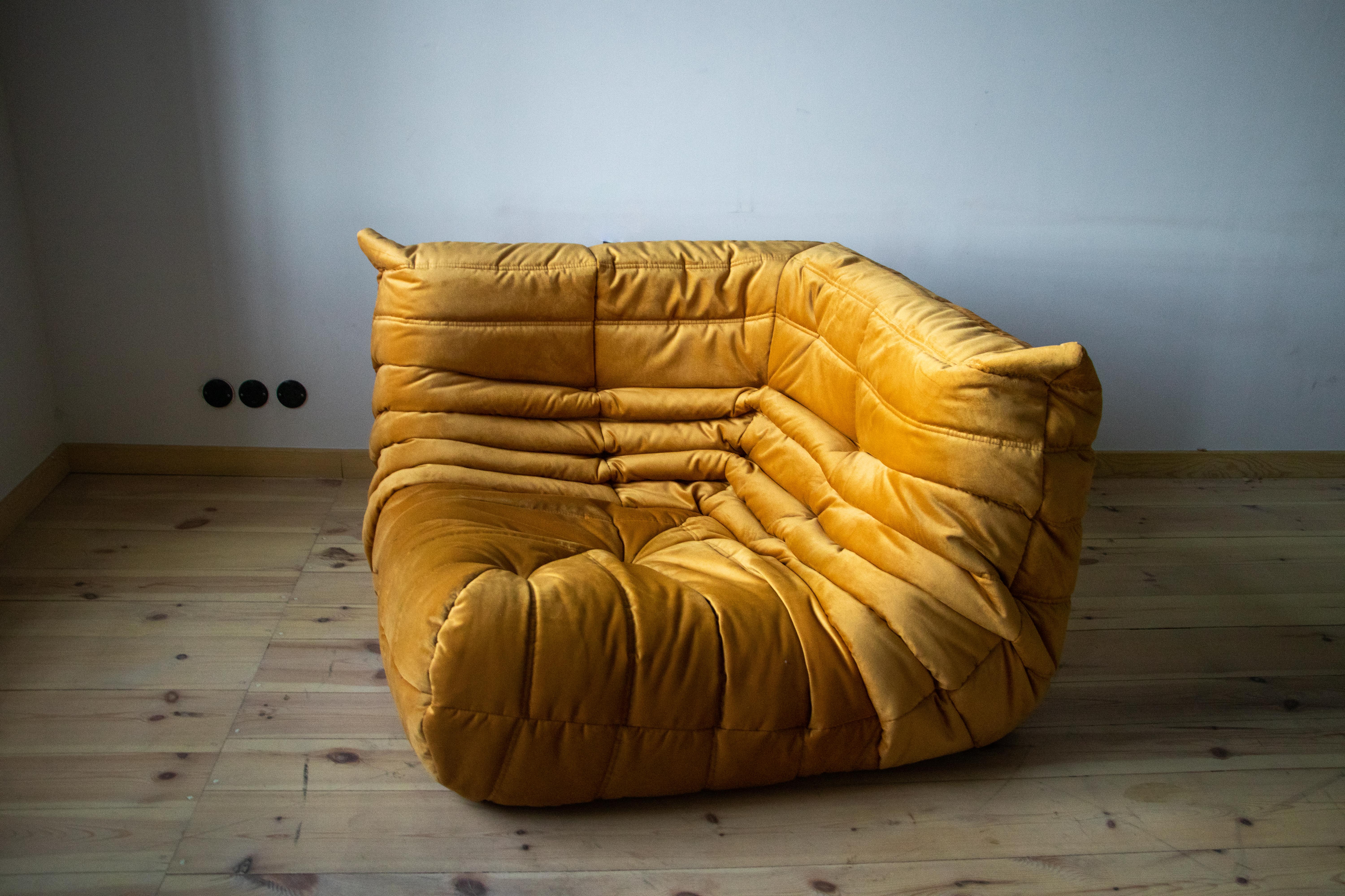 Togo Lounge Set 5-piece. Velvet Golden Yellow