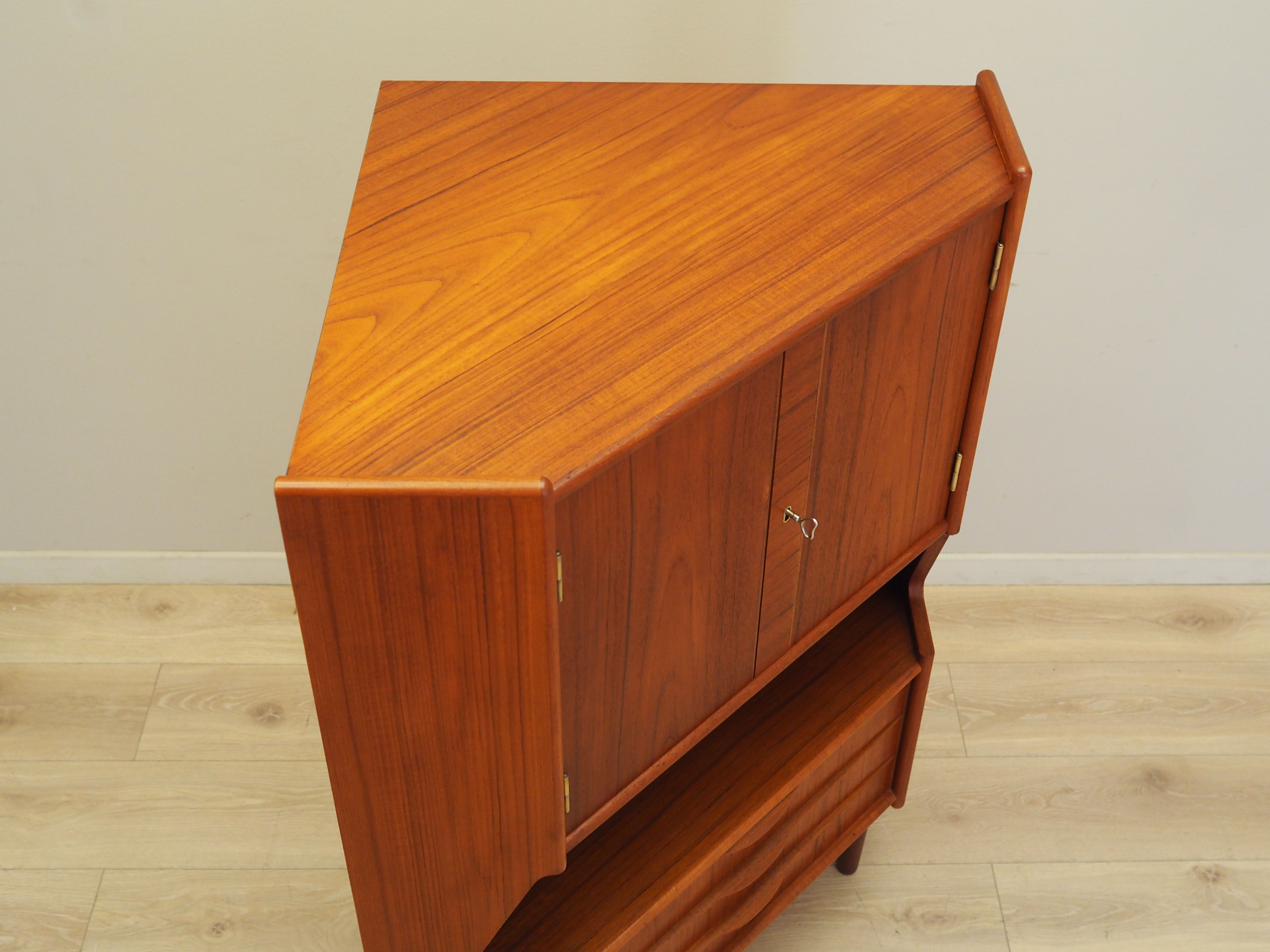 Schrank Teakholz 1970er Jahre