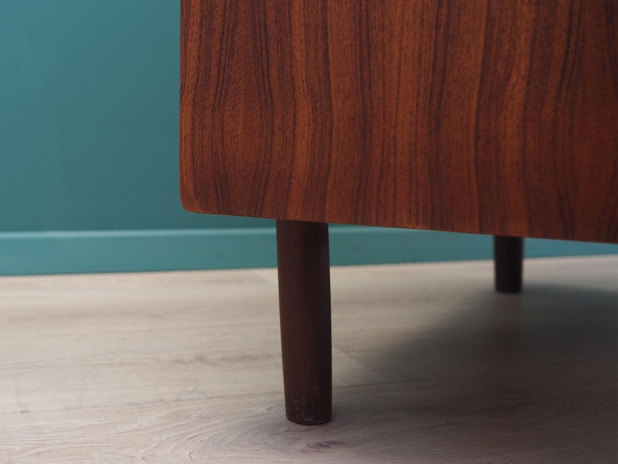 Cassettiera Vintage in Teak Marrone Anni '70