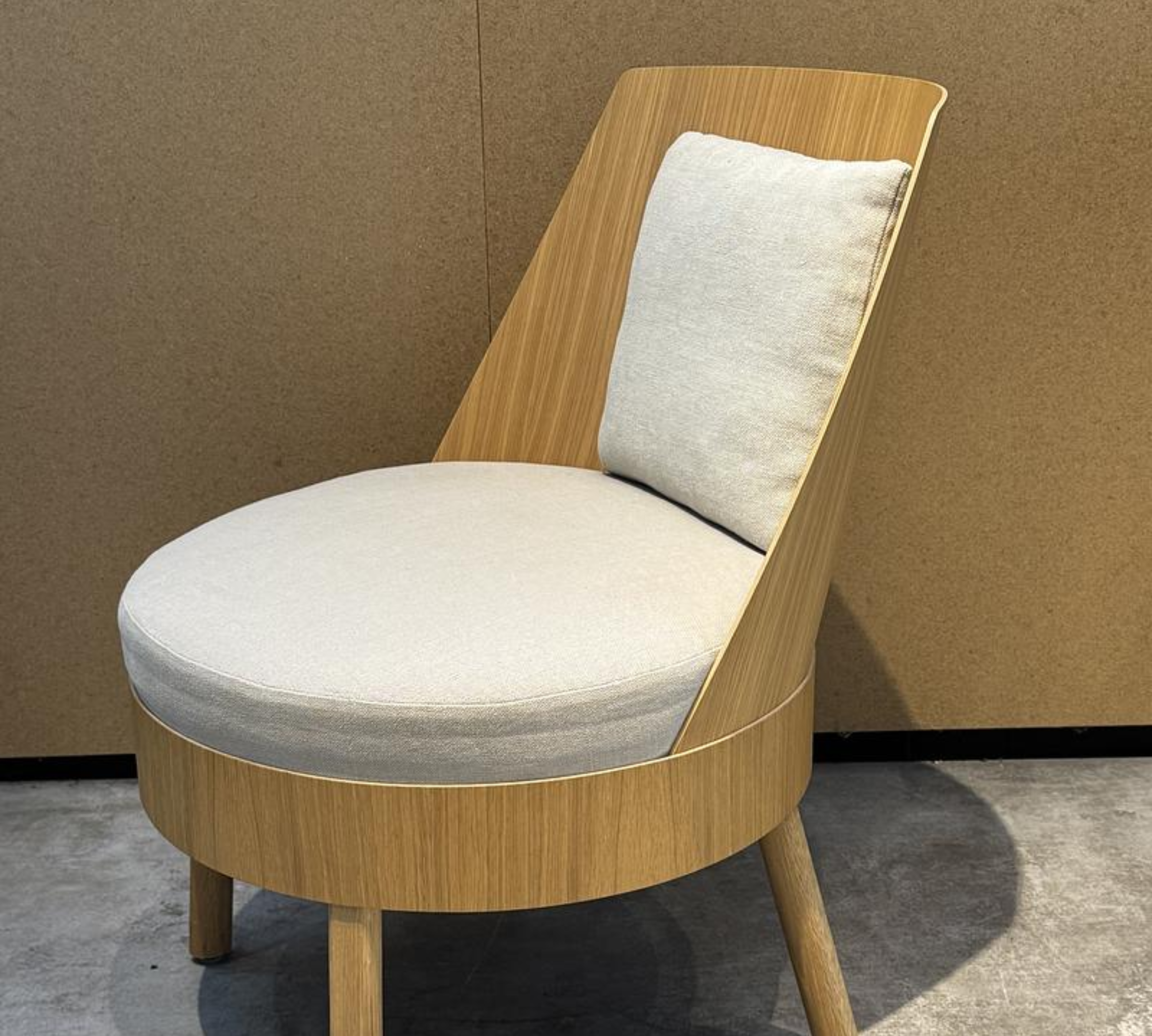 Bessy Sessel Holzfurnier Leinen Beige