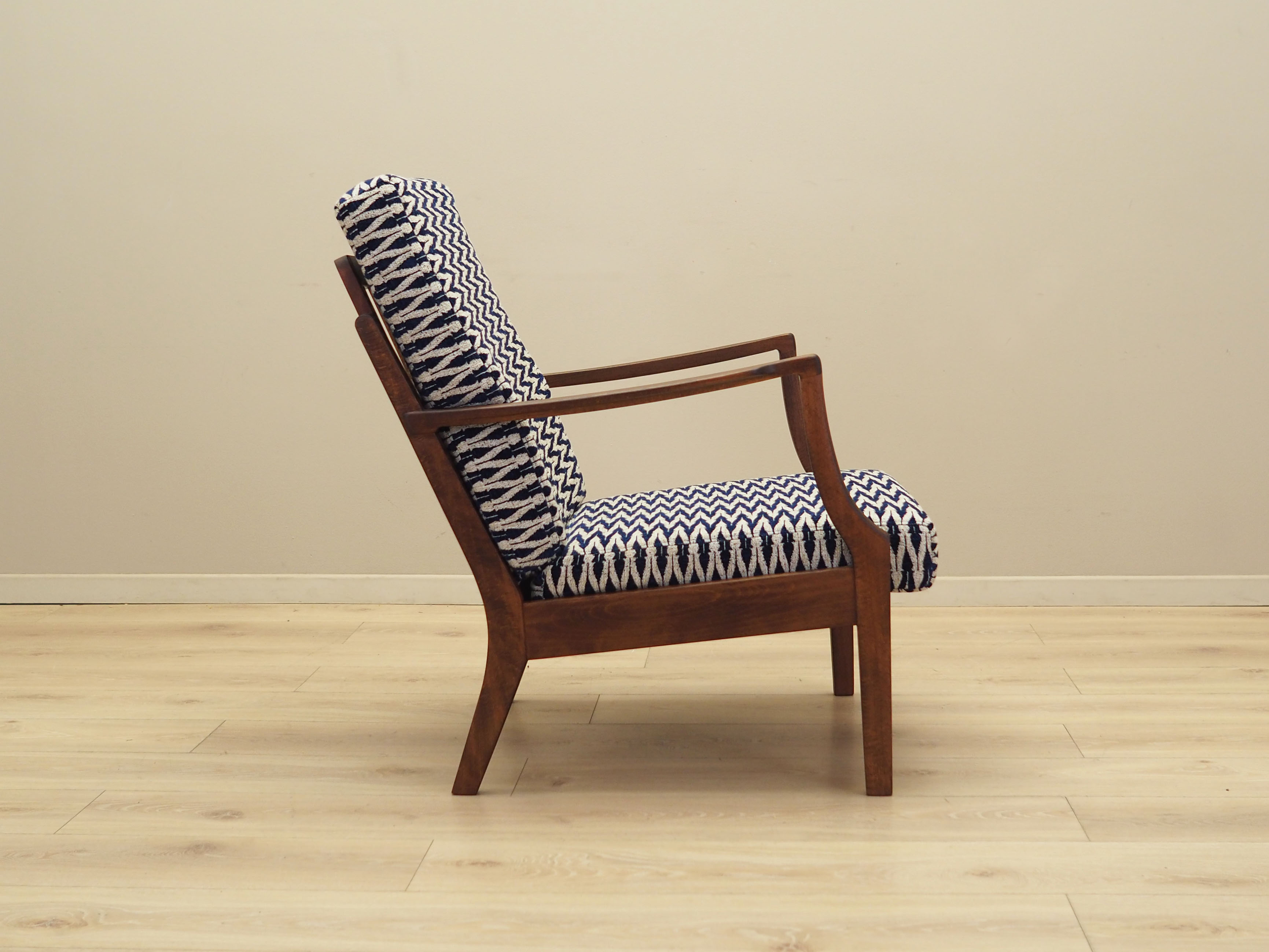 Armlehnstuhl Textil Holz 1970er Jahre