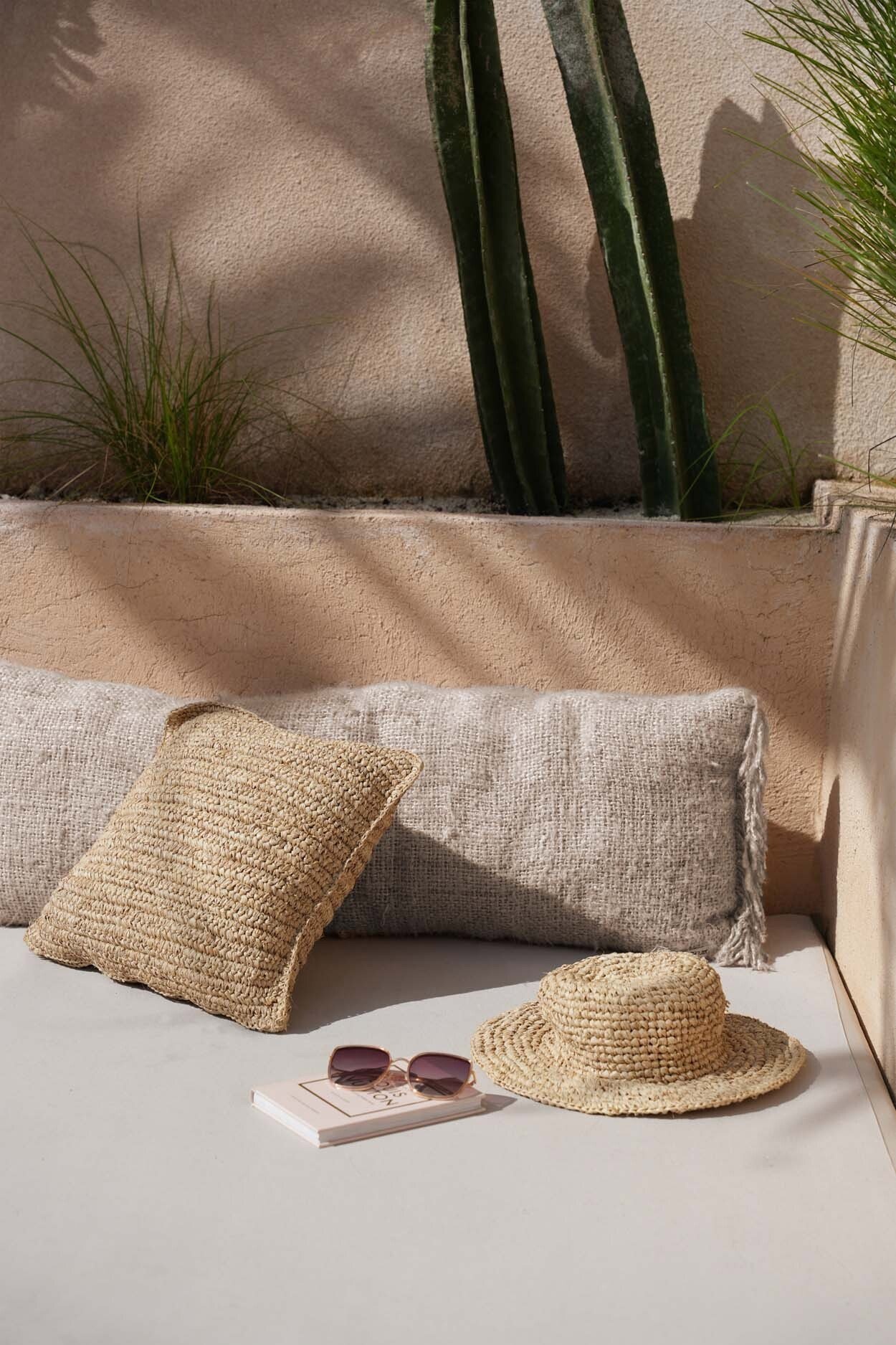 Oh My Gee Pillowcase Beige 35x100cm