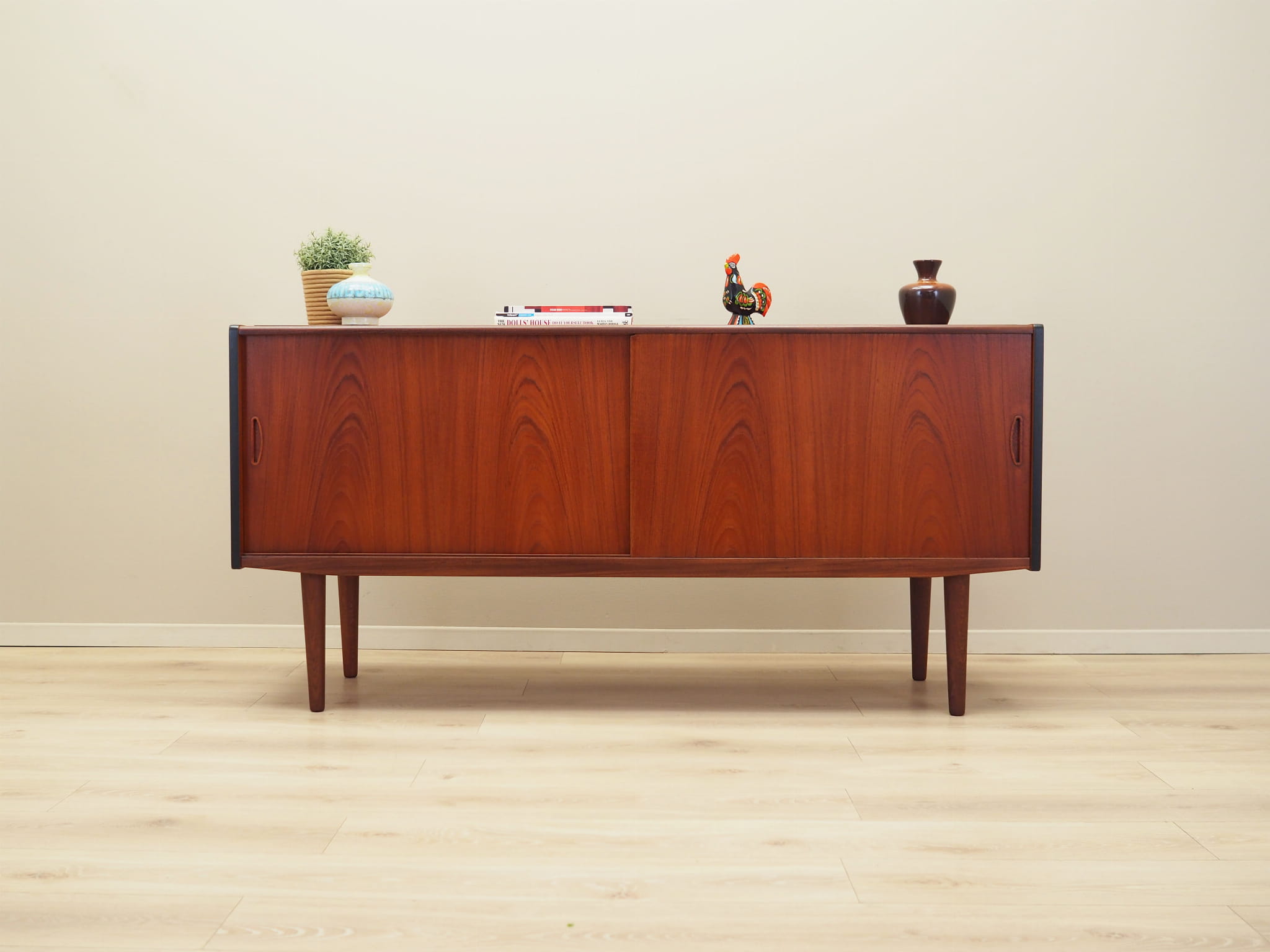 Vintage Sideboard Teakholz Braun 1970er Jahre