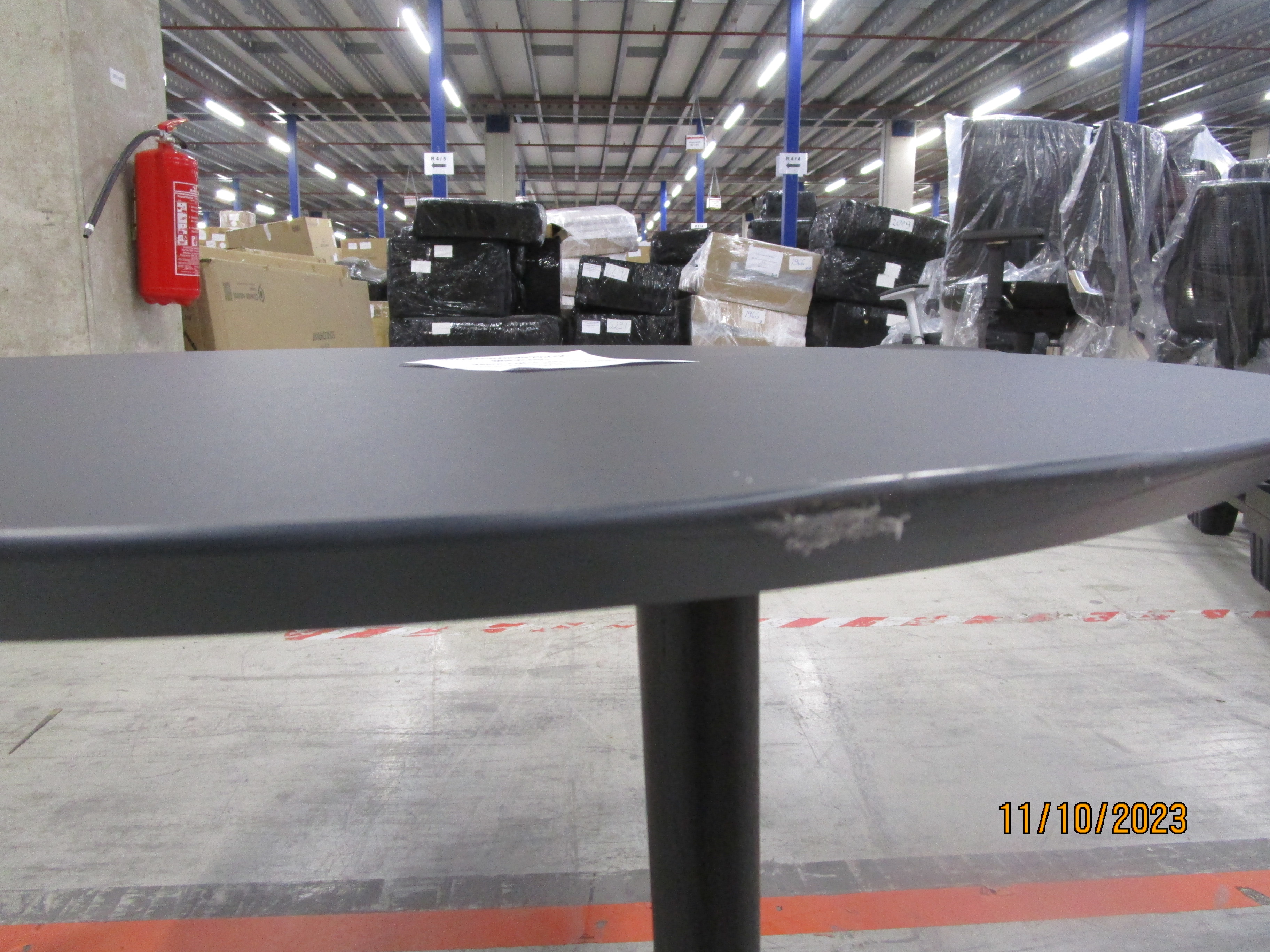 Reece Coffee Table Black ø90cm