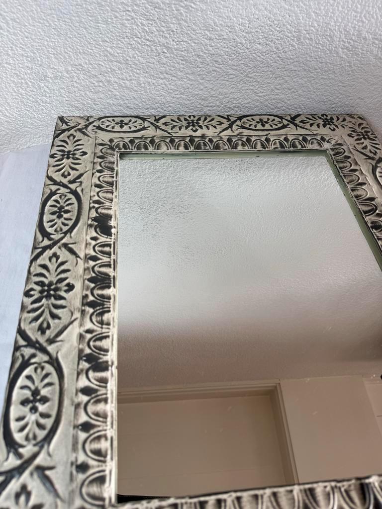 Metal mirror Silver 46x56cm