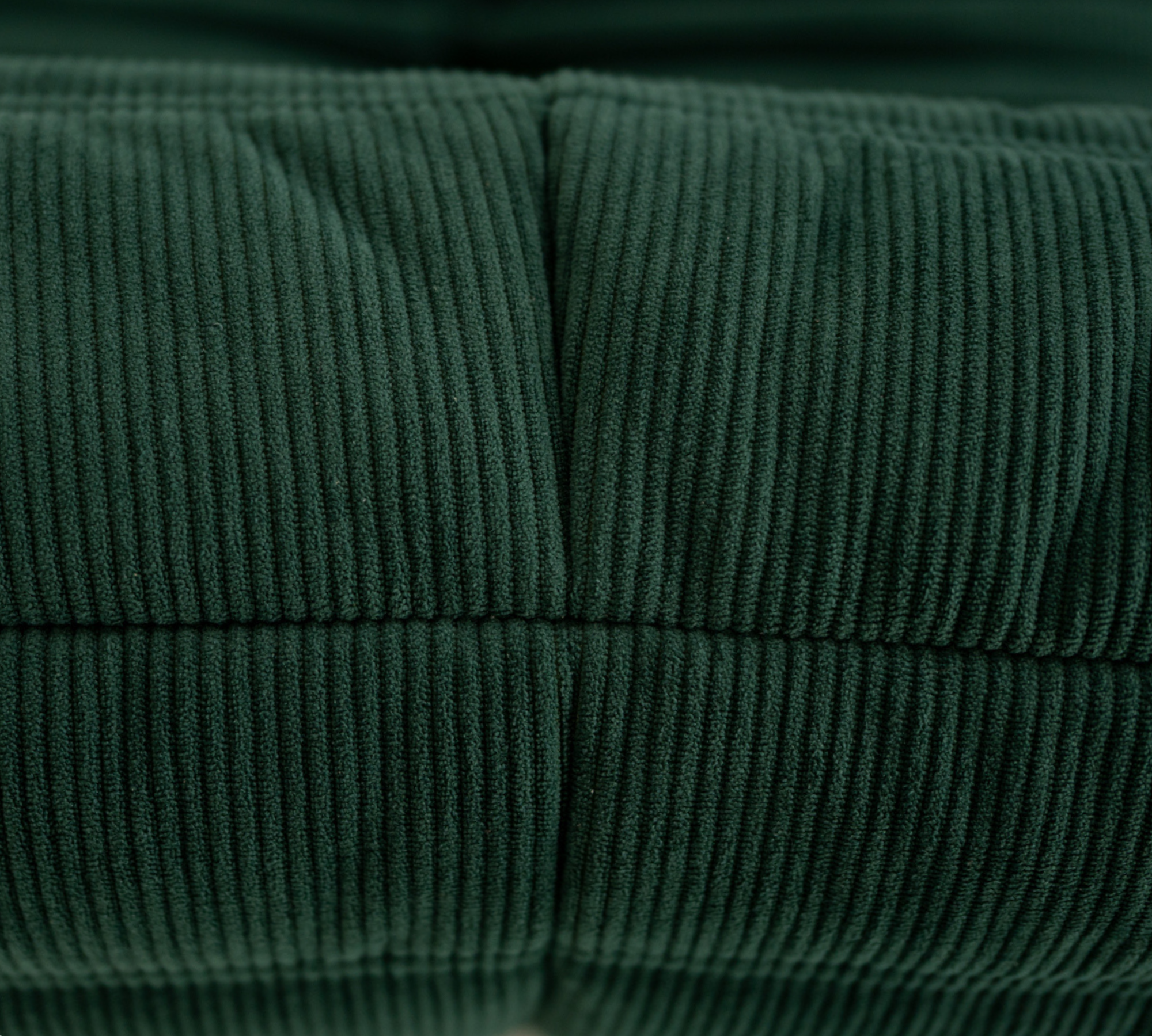 Togo 2-Sitzer Sofa Cord Tannengrün