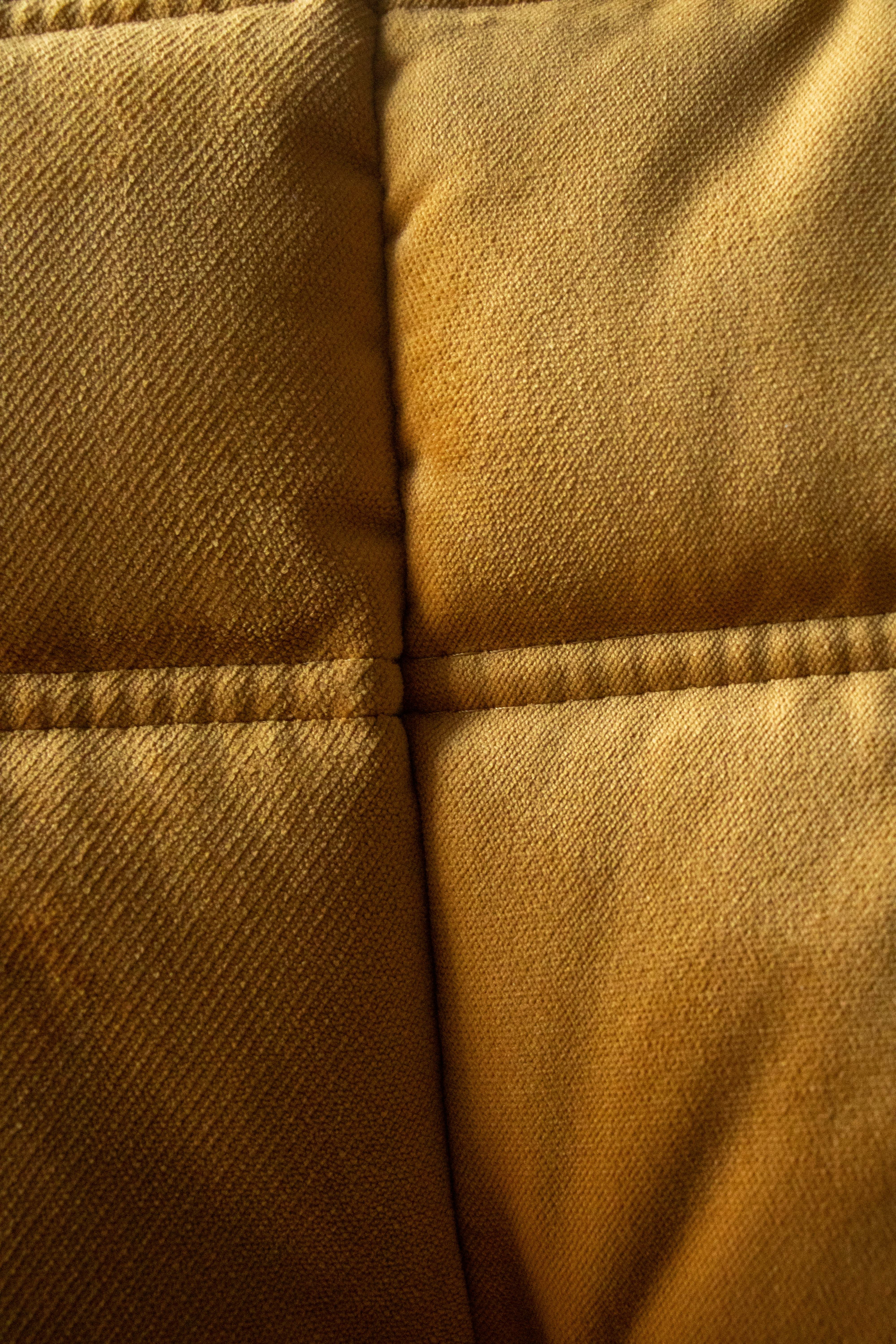 Togo Lounge Set 5-piece. Velvet Golden Yellow