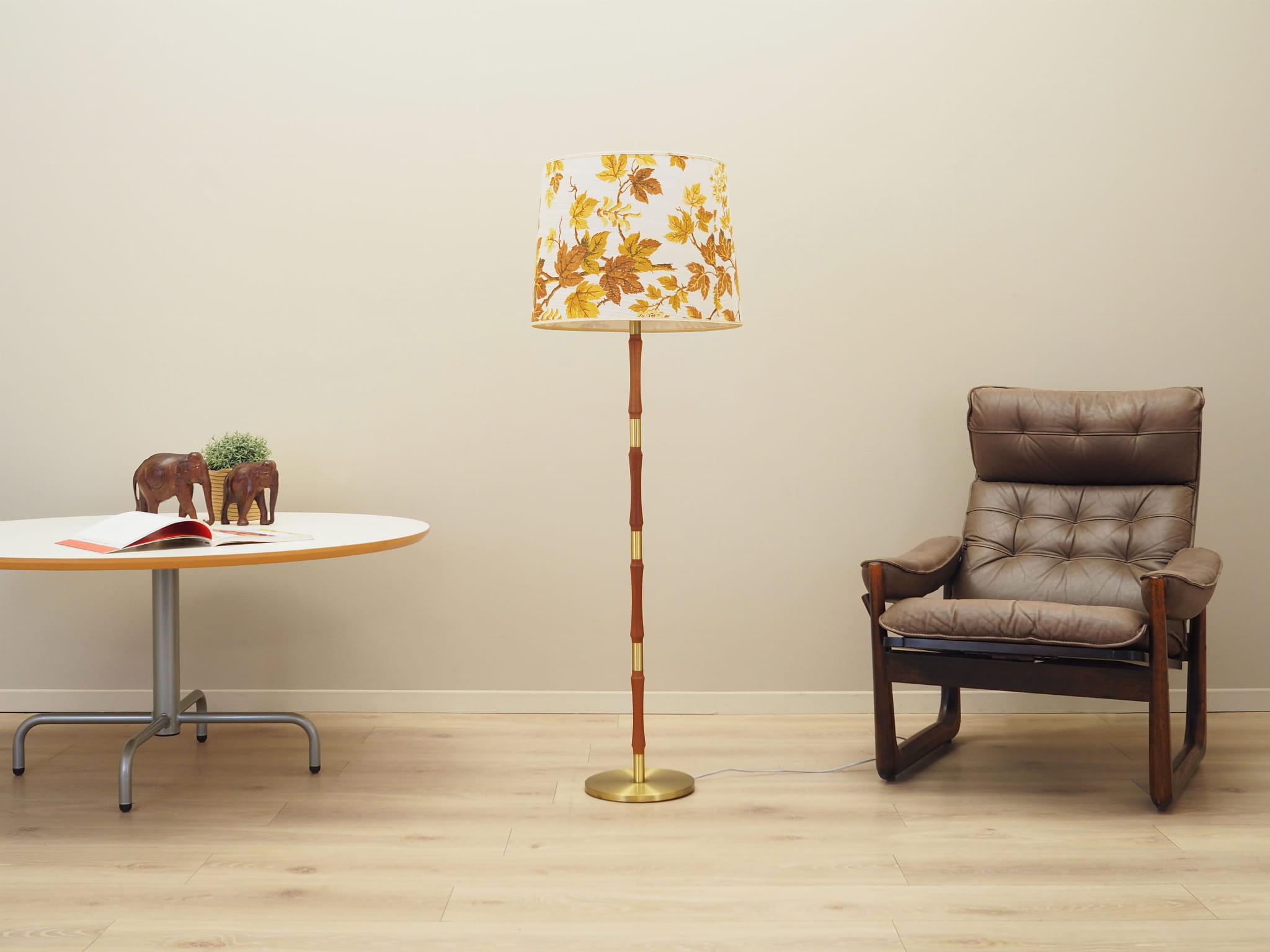 Floor lamp wood metal multicolor 1970s