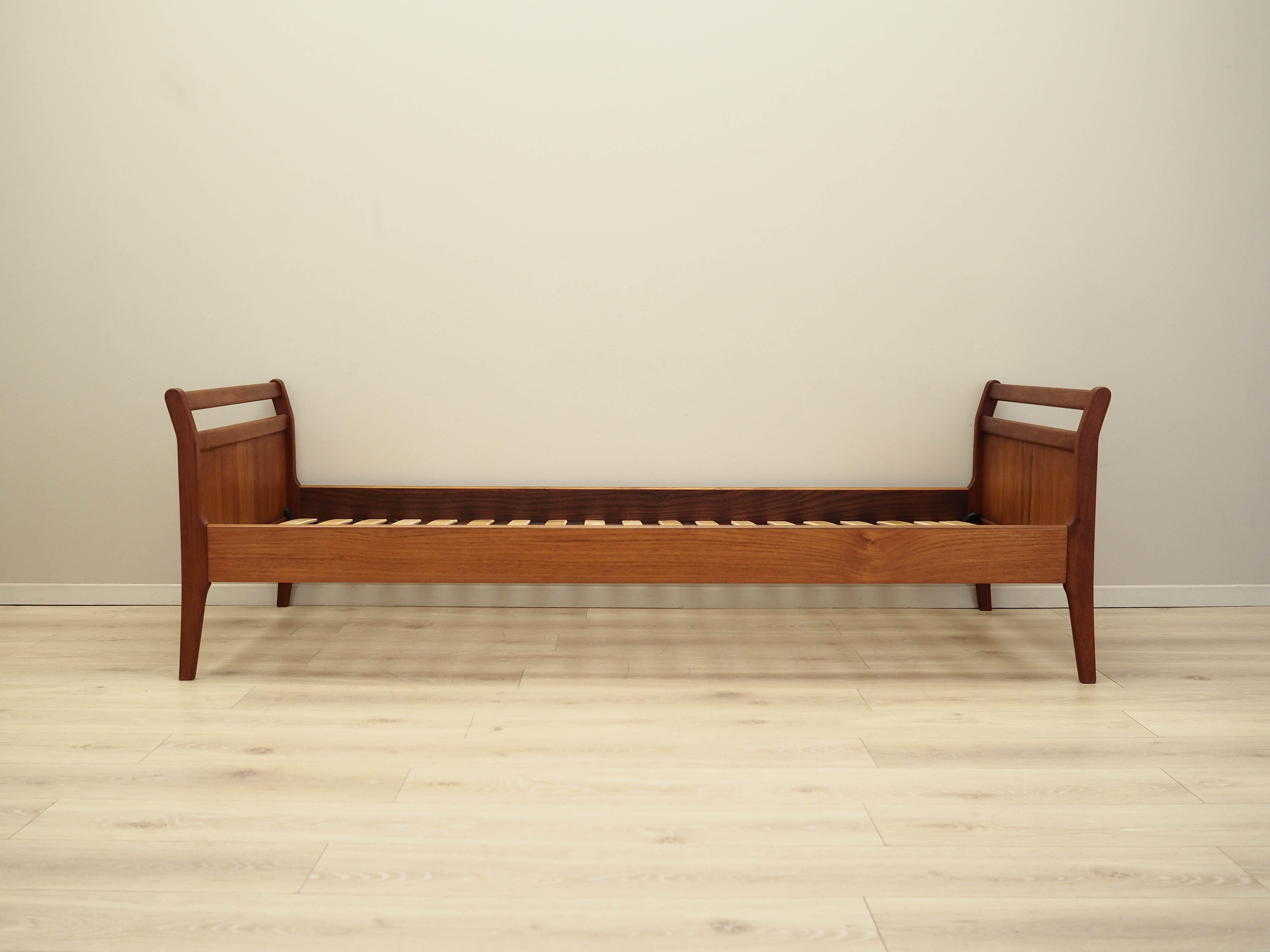 Bett Teakholz Braun 1970er Jahre