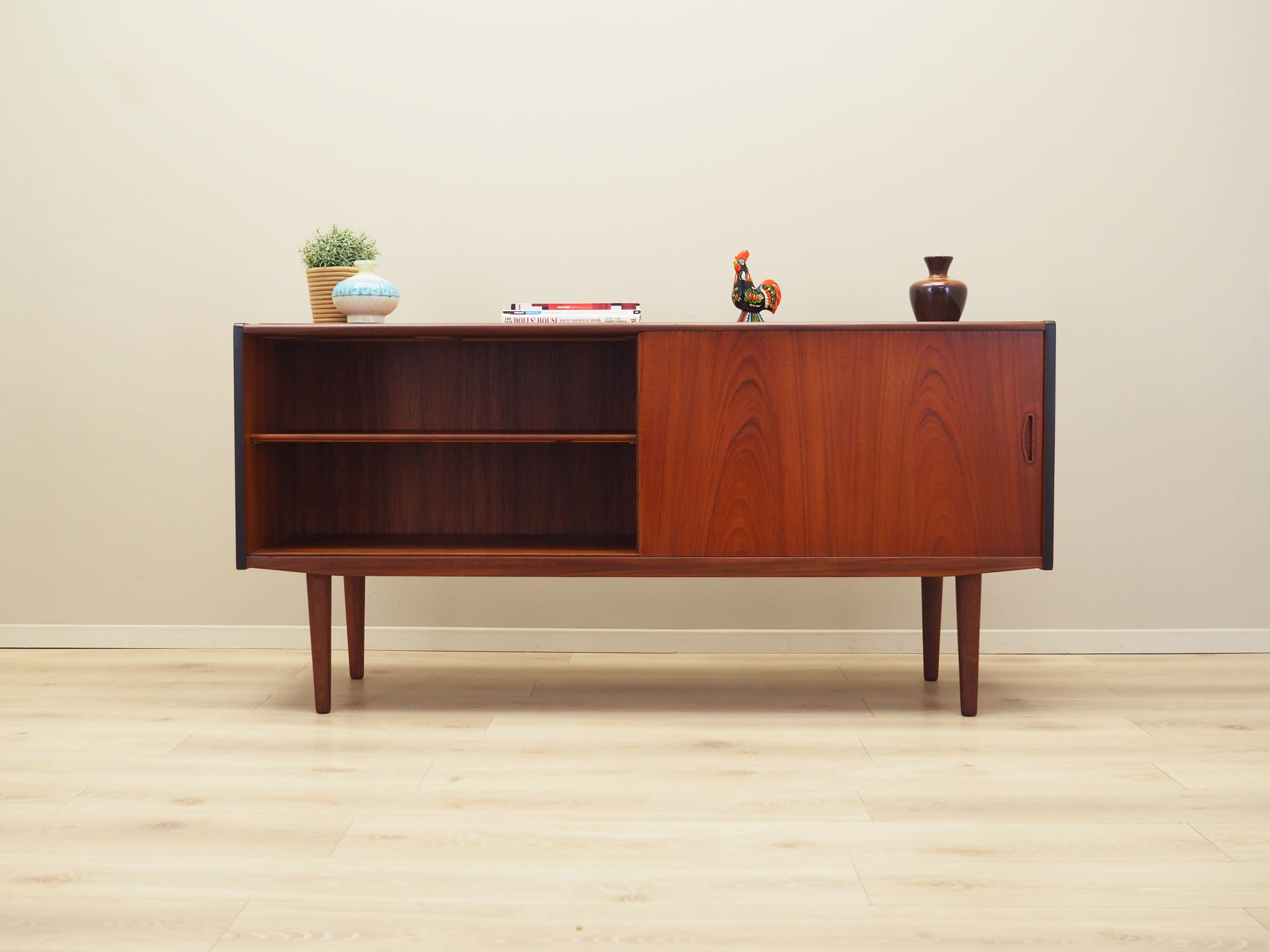 Vintage Sideboard Teakholz Braun 1970er Jahre