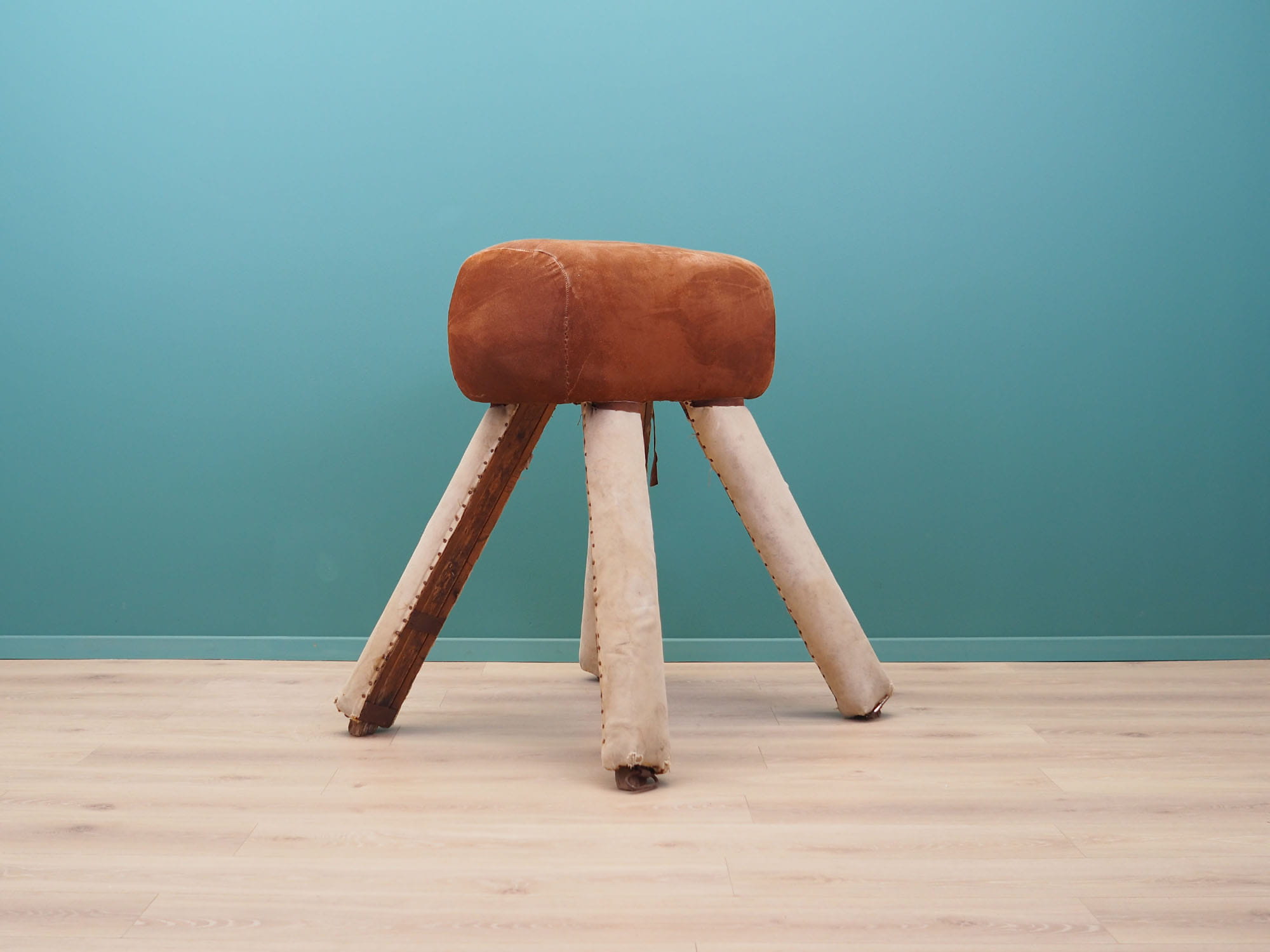 Vintage Turnpferd Braun Leder Holz 100x84x80 cm 1980er Jahre