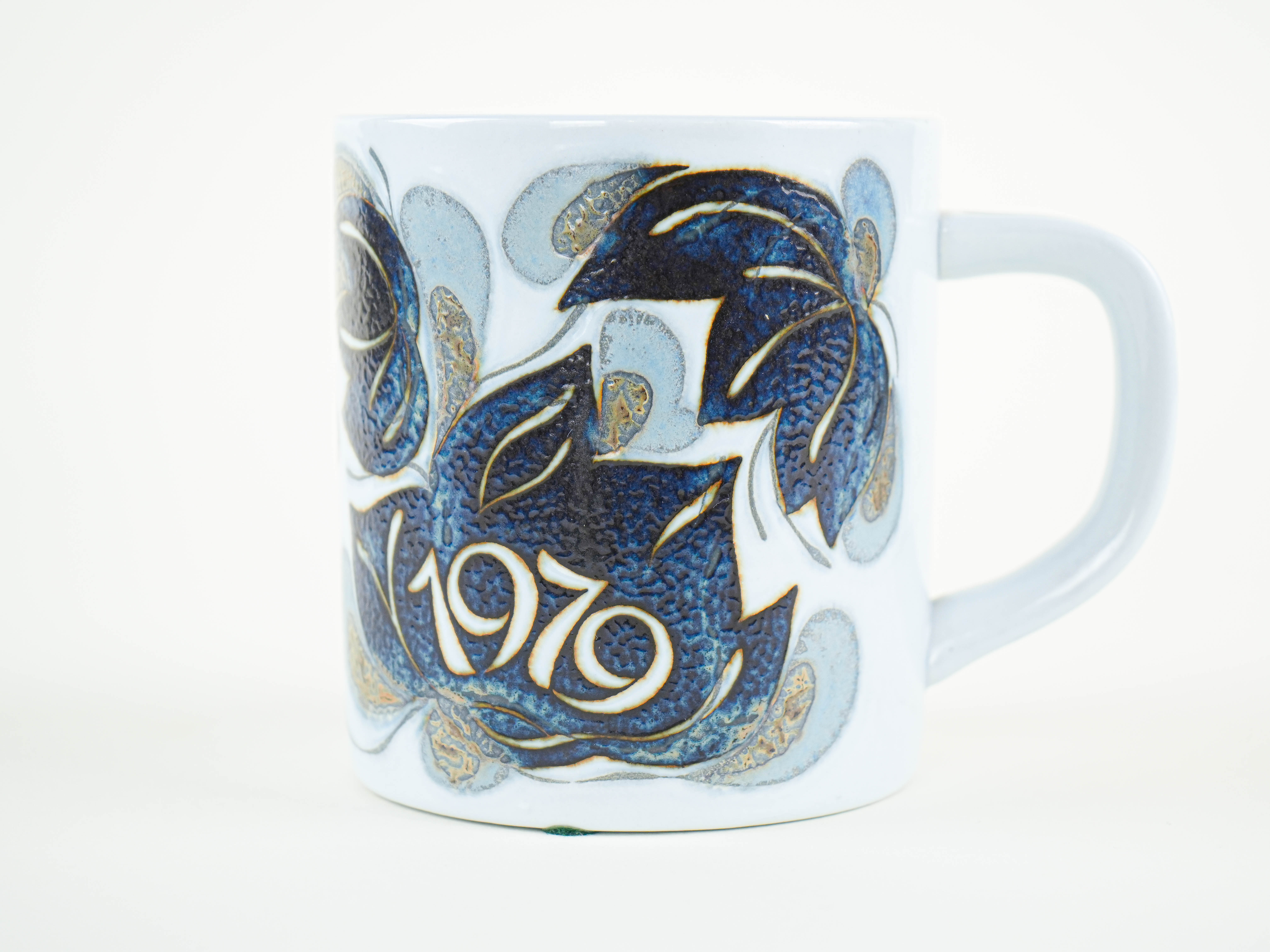 Porcelain cup 1970s Ivan Weiss