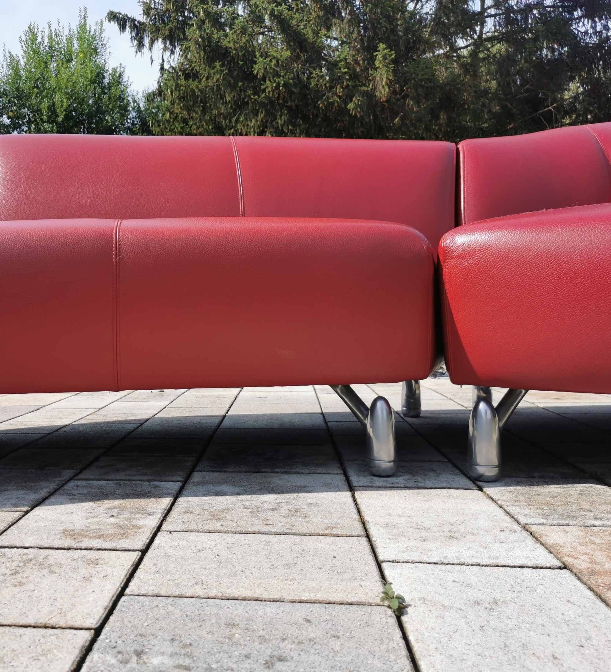 Sofa Pupilla mit Longchair aus pigmentiertem Leder Rot