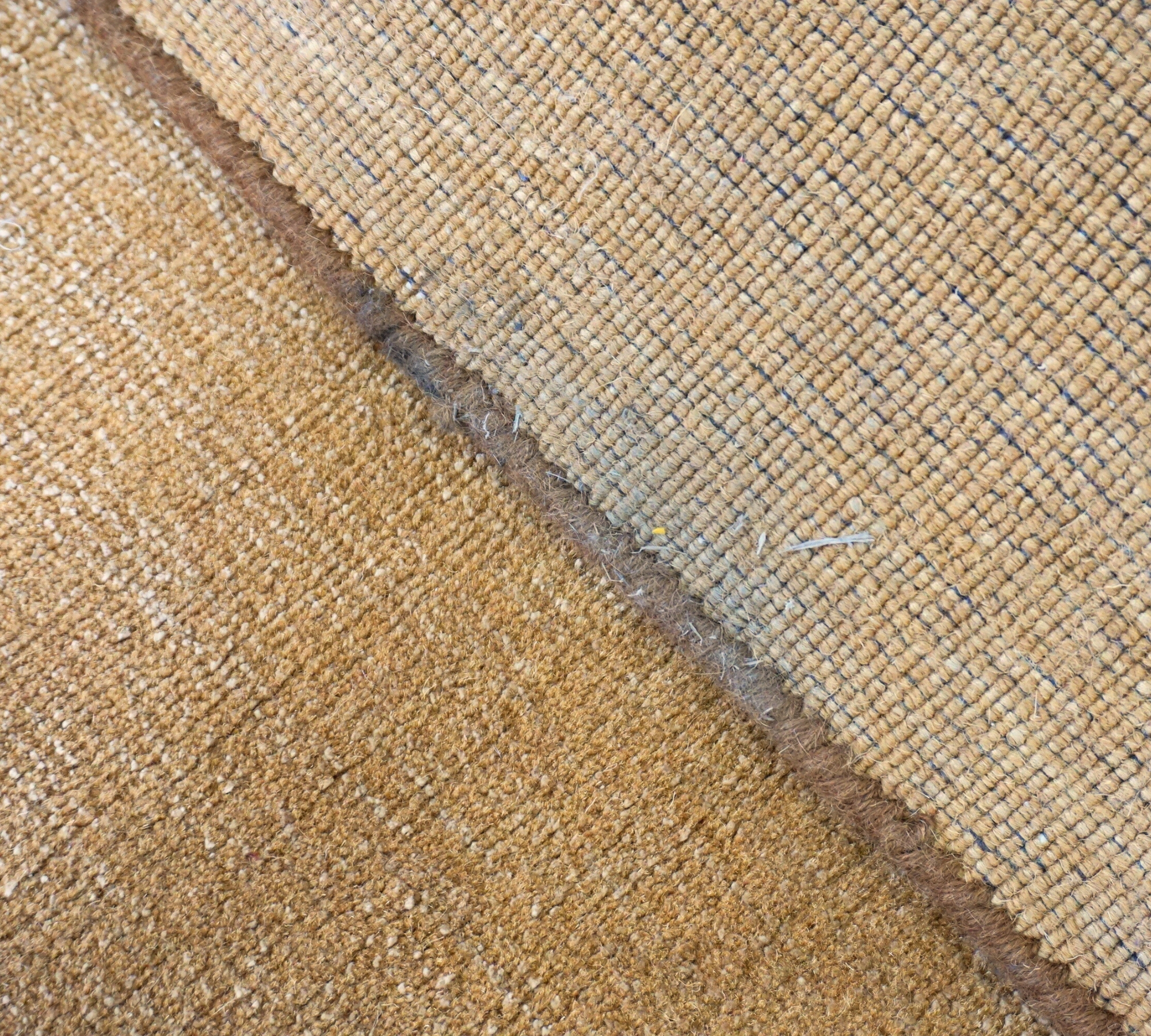 The Moor AP5 Teppich Wolle Brown Gold
