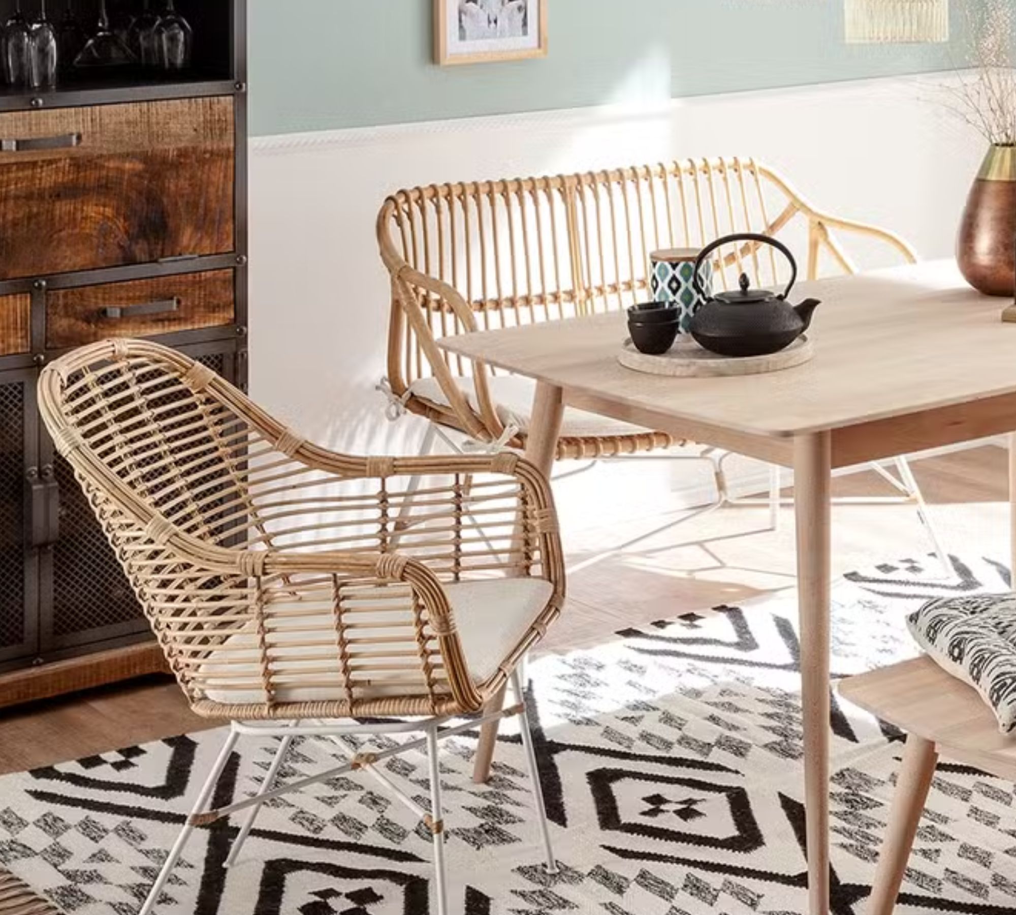 Armchair with seat cushion Rattan Brown