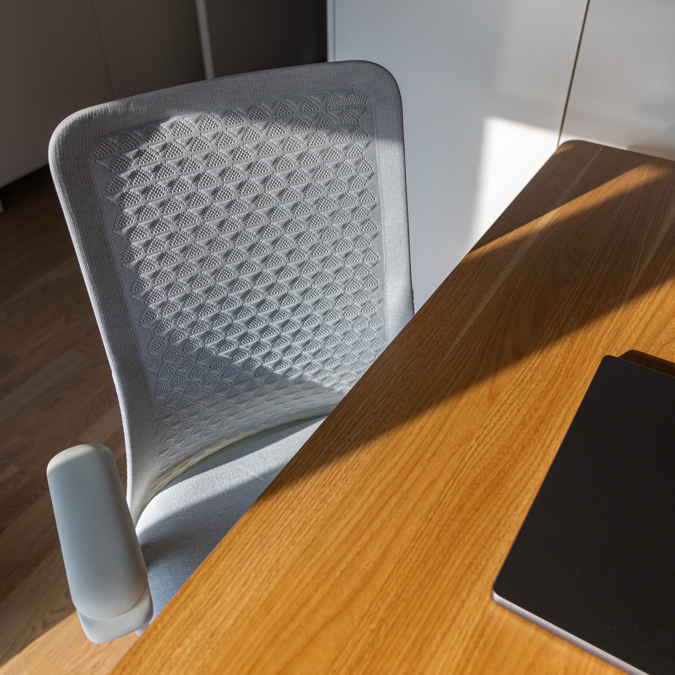 VERVIO Bürostuhl Netzstoff Hellgrau