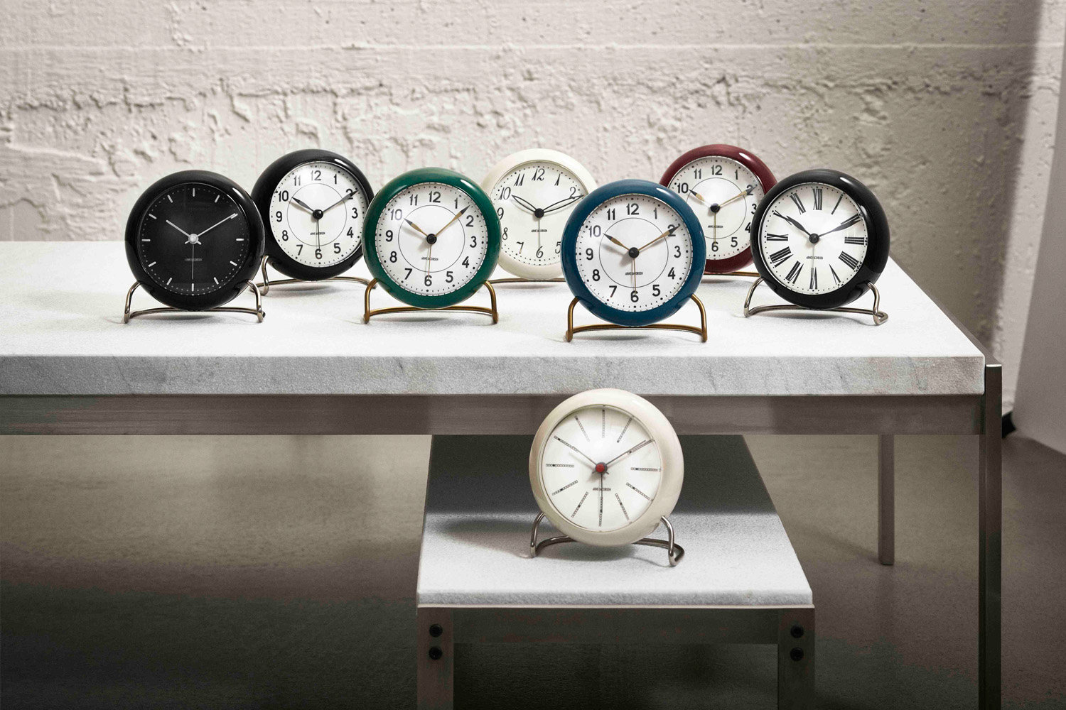 Aj Table Clock Bankers Weiß