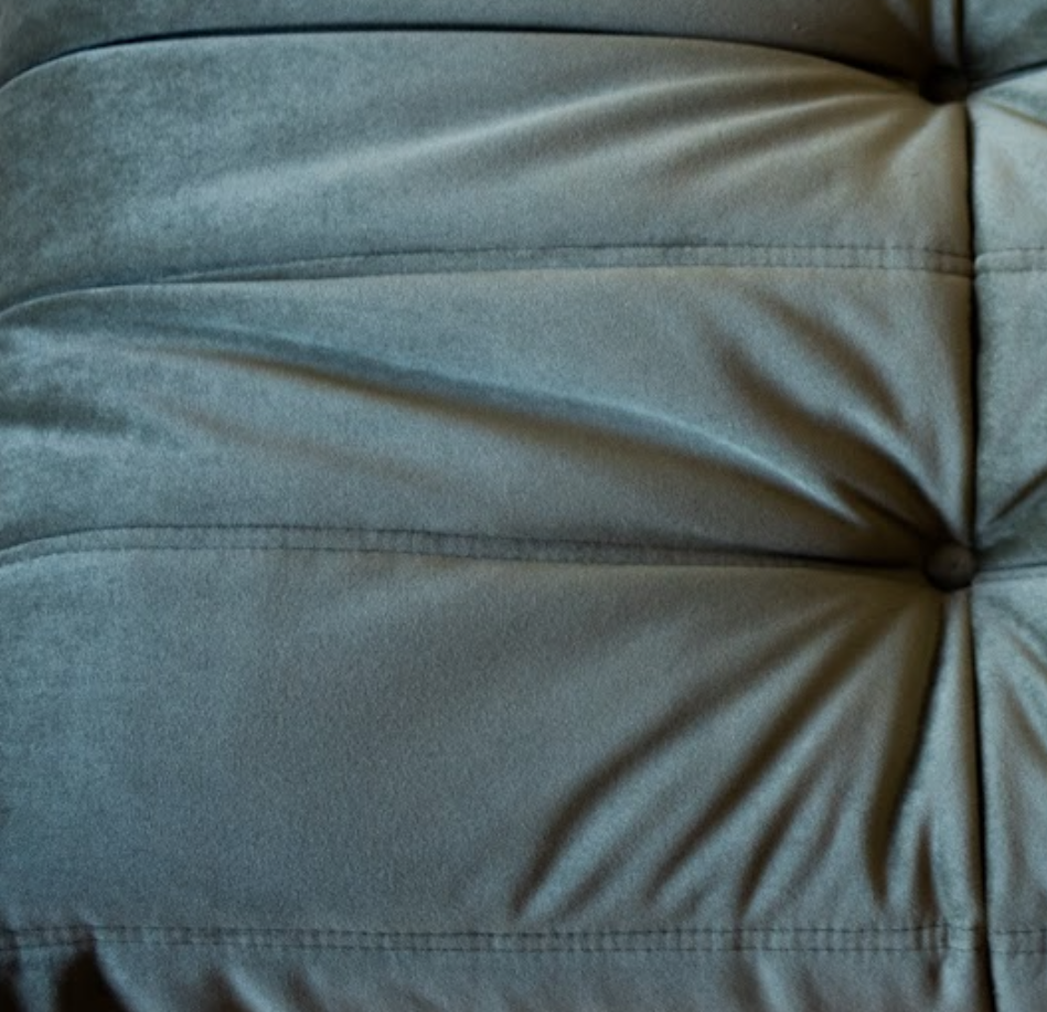 Togo Sofa 2-seater velvet khaki green