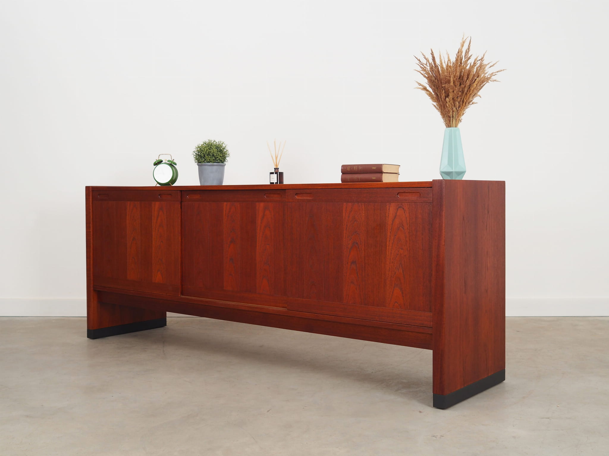 Vintage Sideboard Teakholz Braun 1960er Jahre