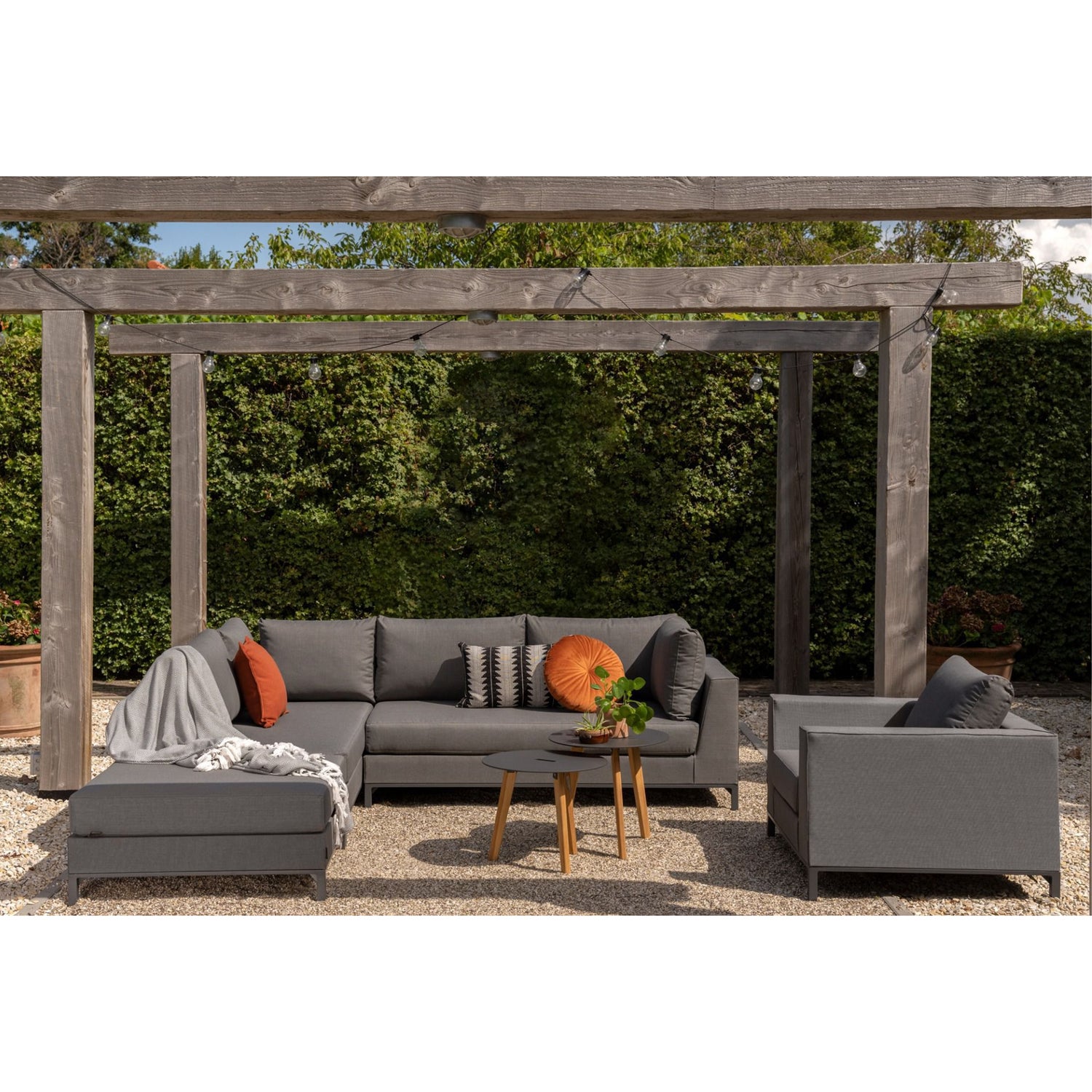 Sicilie Garten Armlehnessel Dunkelgrau