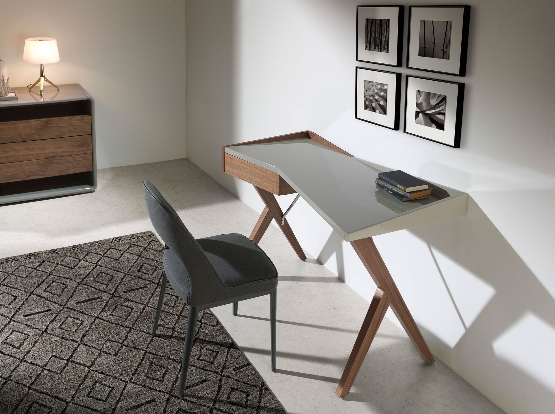 3018 Schreibtisch Holzfurnier Spanien