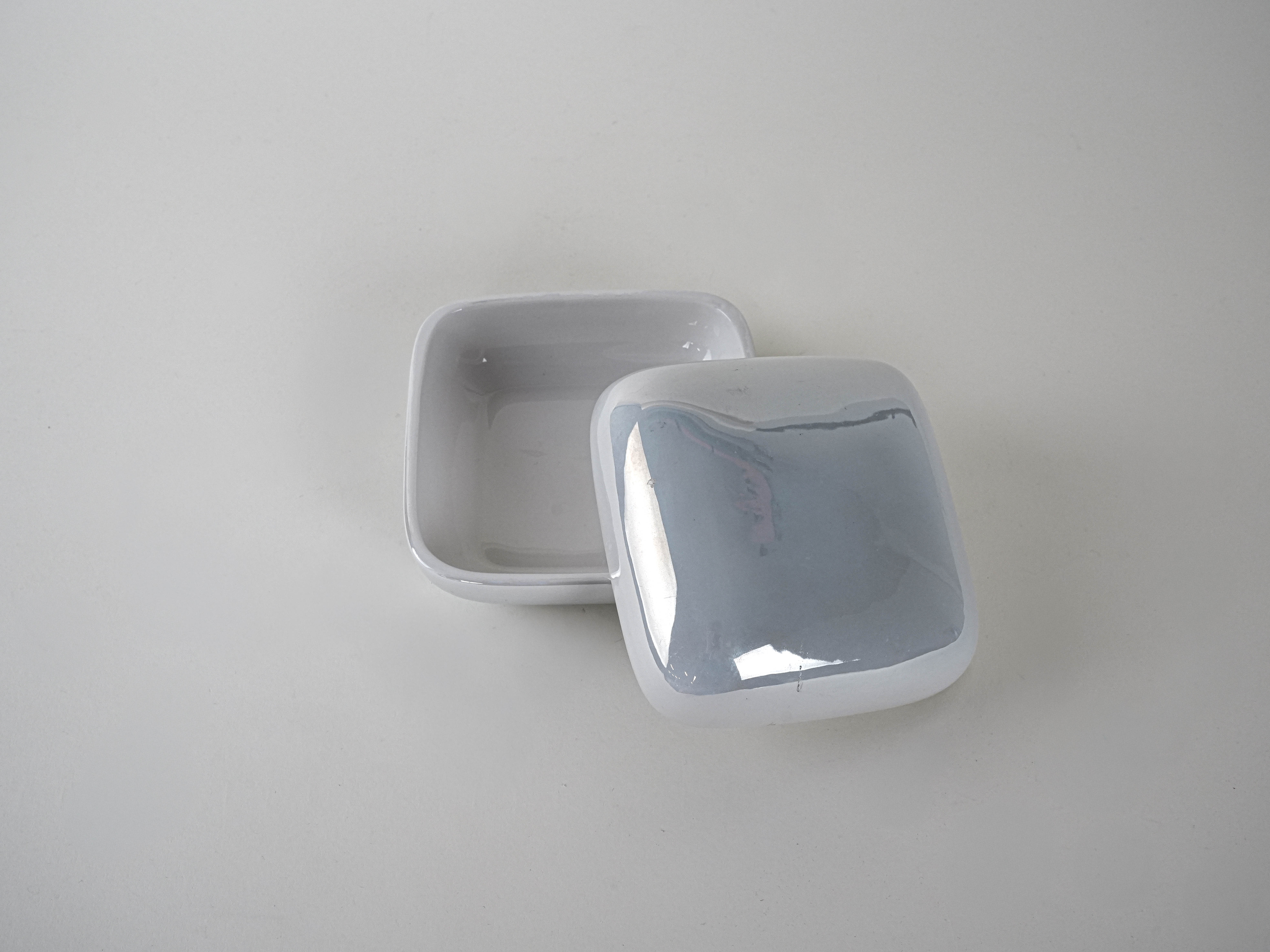 Porcelain box White 1970s