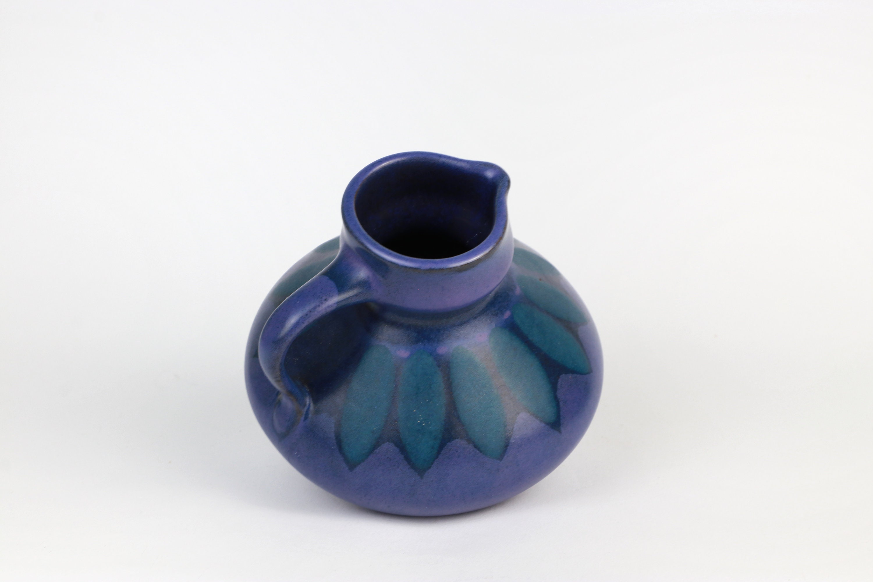 Vintage Blumenvase mit Henkel Porzellan 1970er Jahre