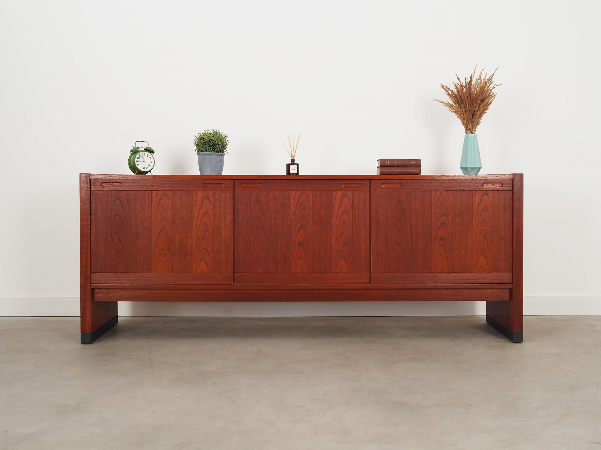 Vintage Sideboard Teakholz Braun 1960er Jahre