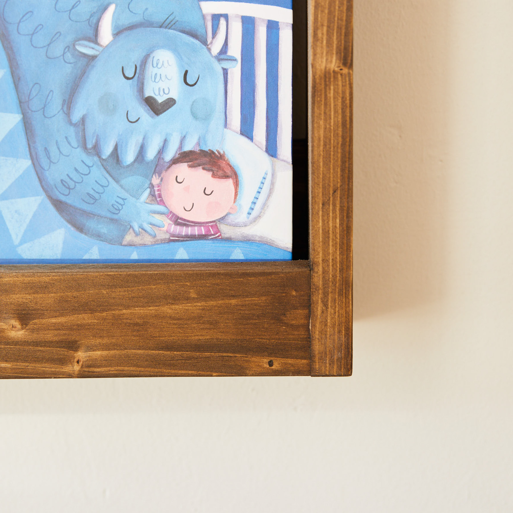 Jeya Montessori Bücherregal Holz Nussbaum