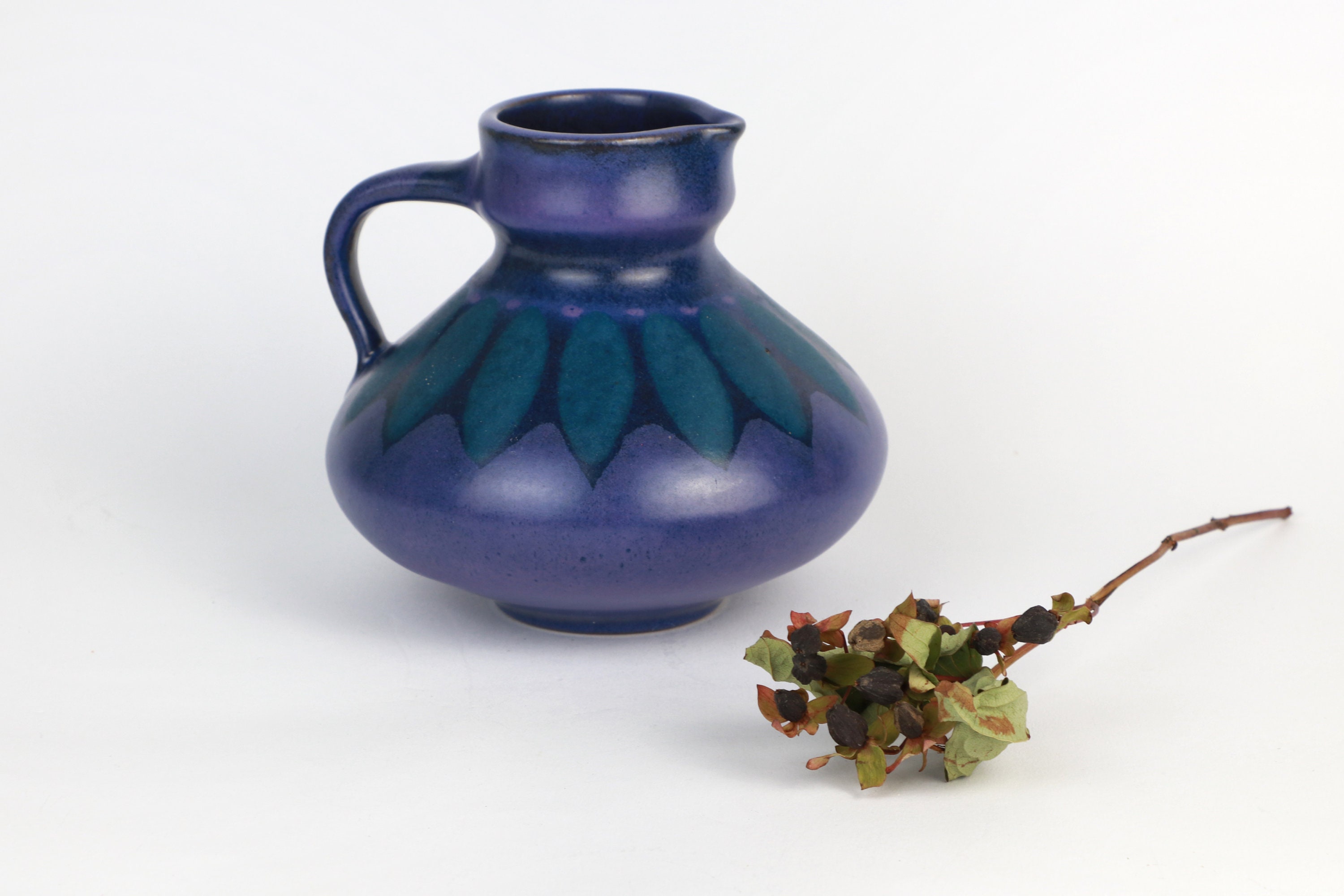 Vintage Blumenvase mit Henkel Porzellan 1970er Jahre