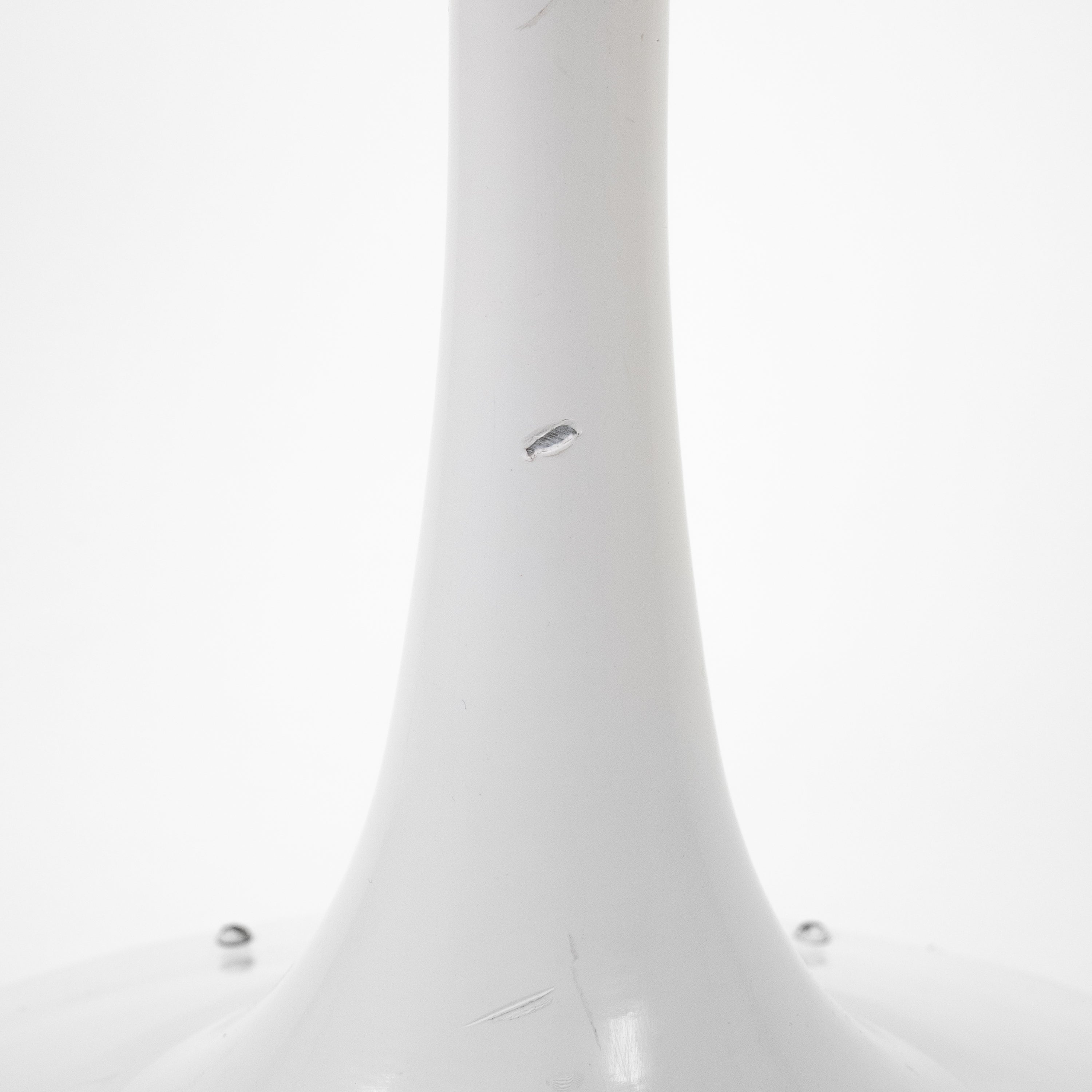 Eero Saarinen Tulip Hocker Weiß