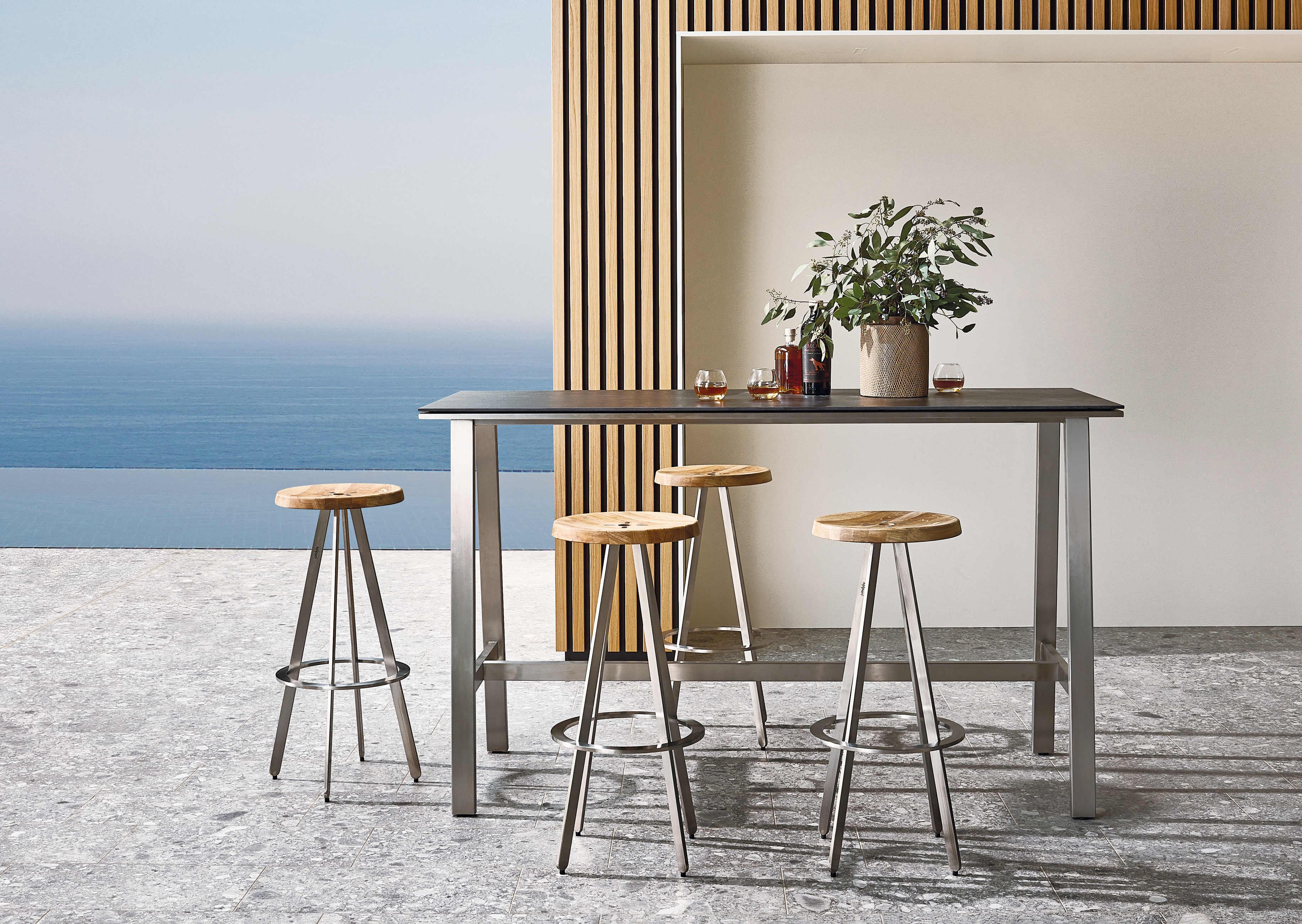 Bari Bar Table Steel Ceramic Anthracite